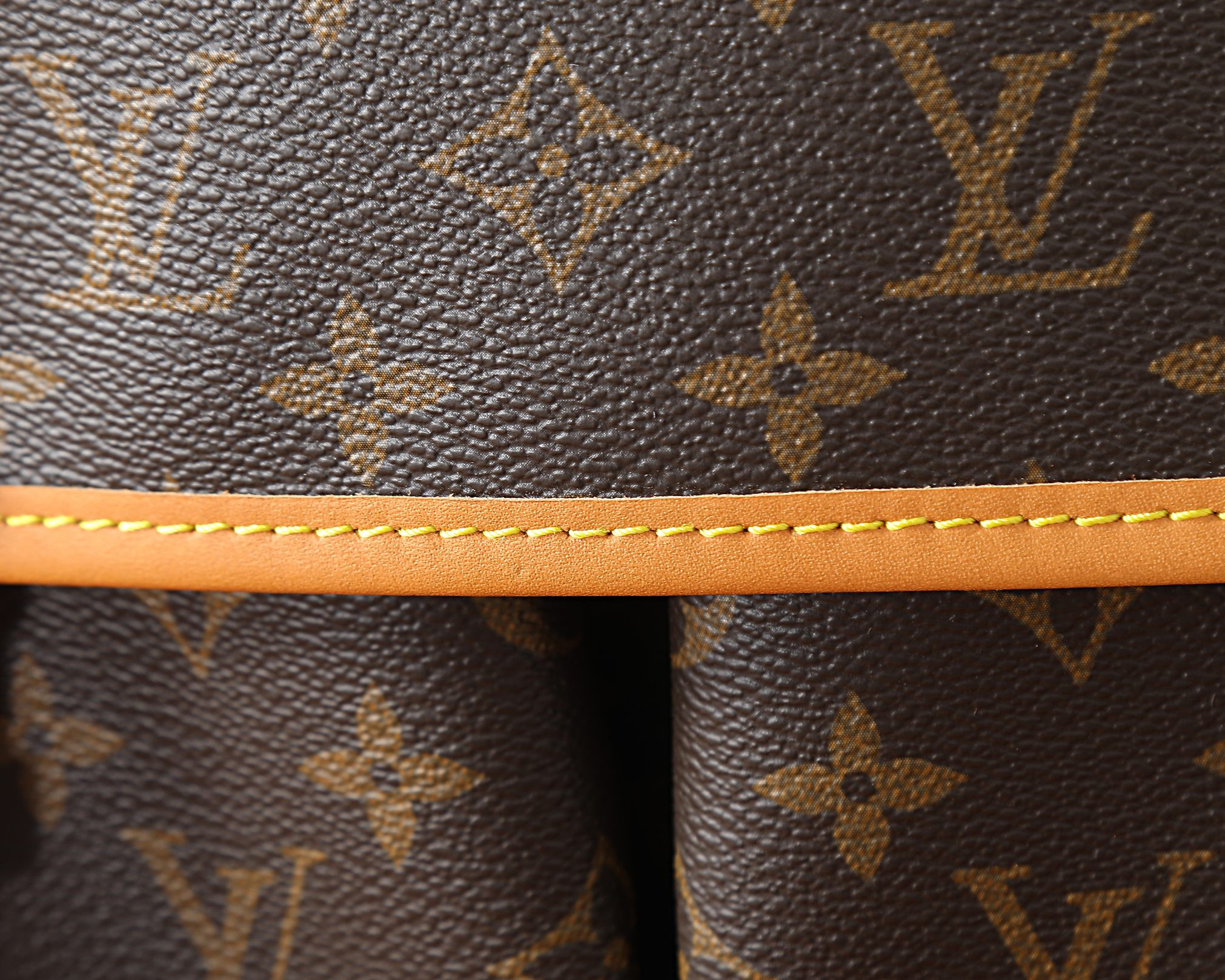LV Satchel Messenger M14723 35.5x24x12cm