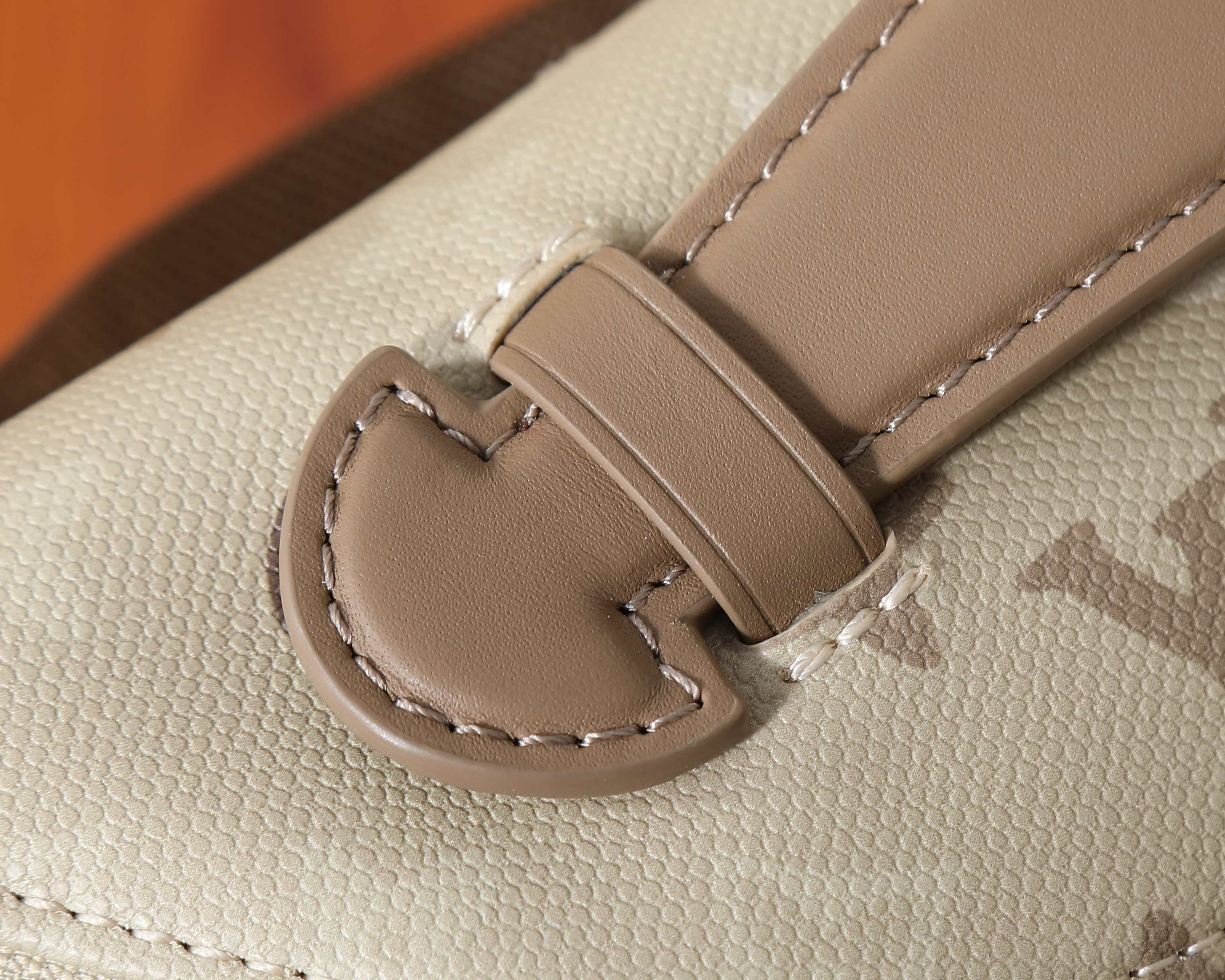 LV RUSH Waist Bag M29274 30x15x8cm