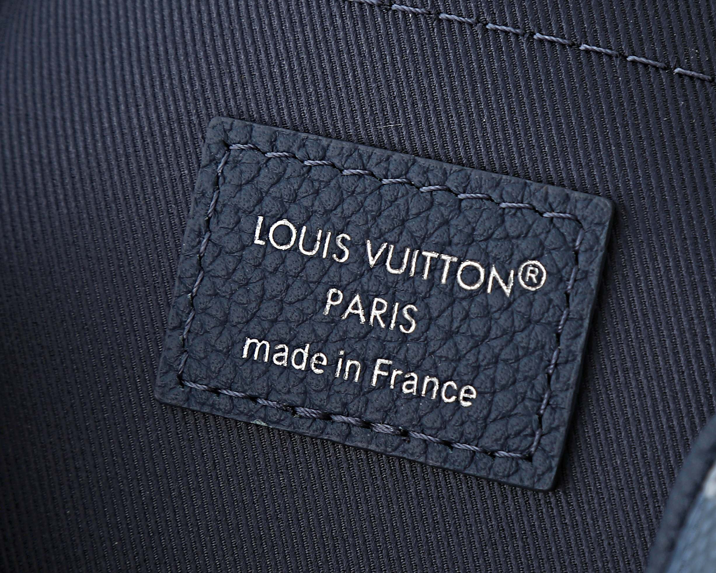 LV NIL Handbag M28606 25x17.5x11cm