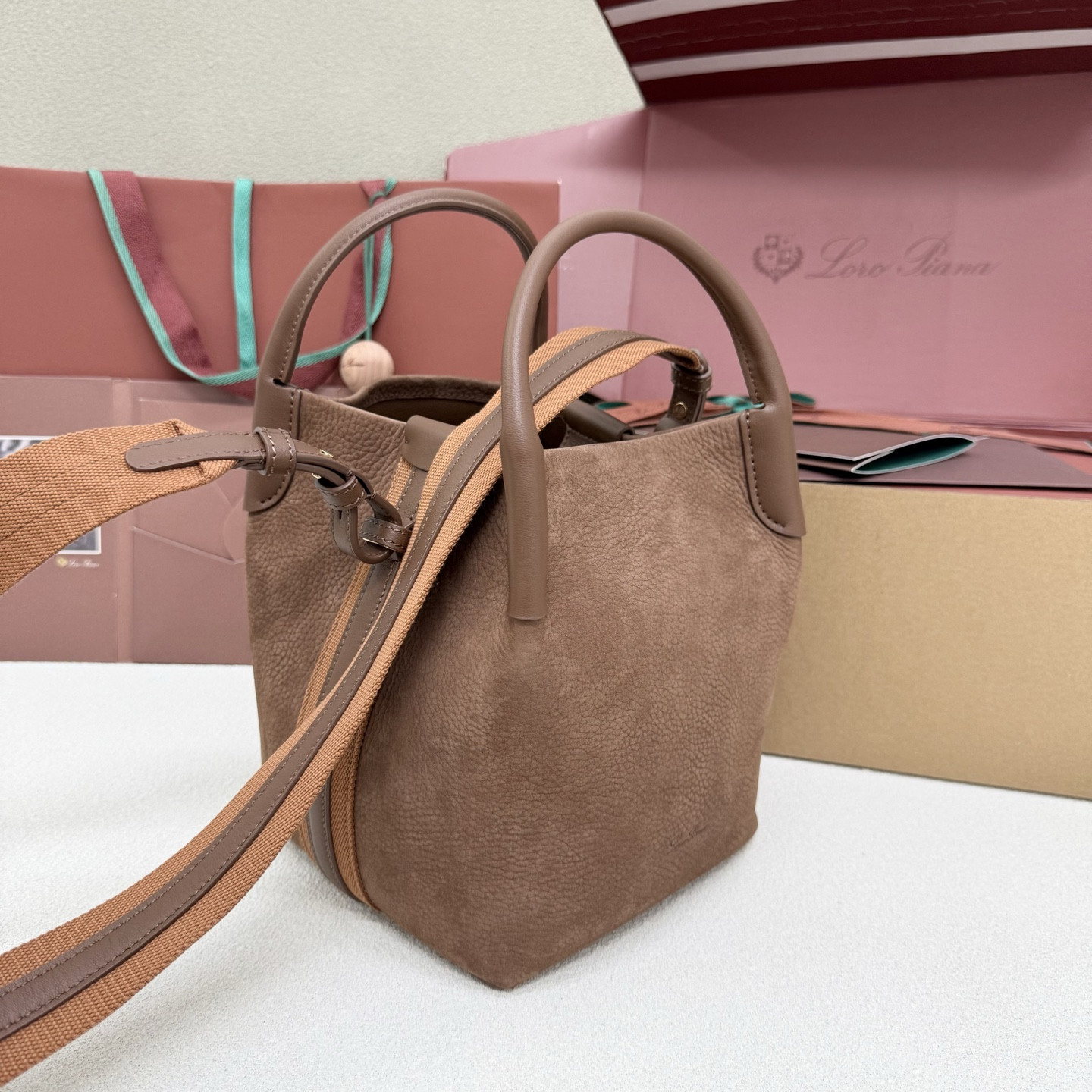 L**o p*ana small bale bag 17x20x17cm