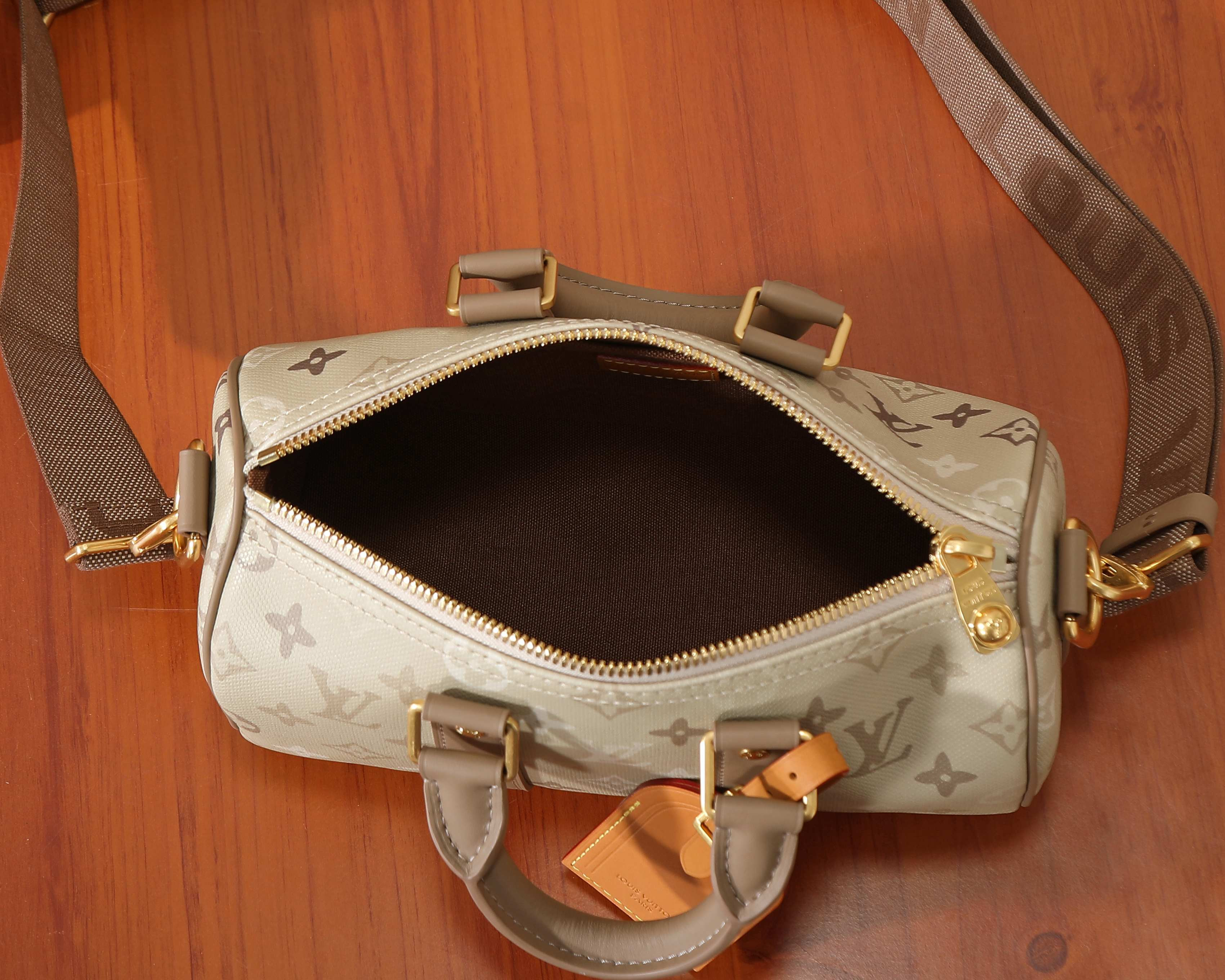 LV KEEPALL BANDOULIÈRE 25 handbag M29272 Without Box 25x15x11cm