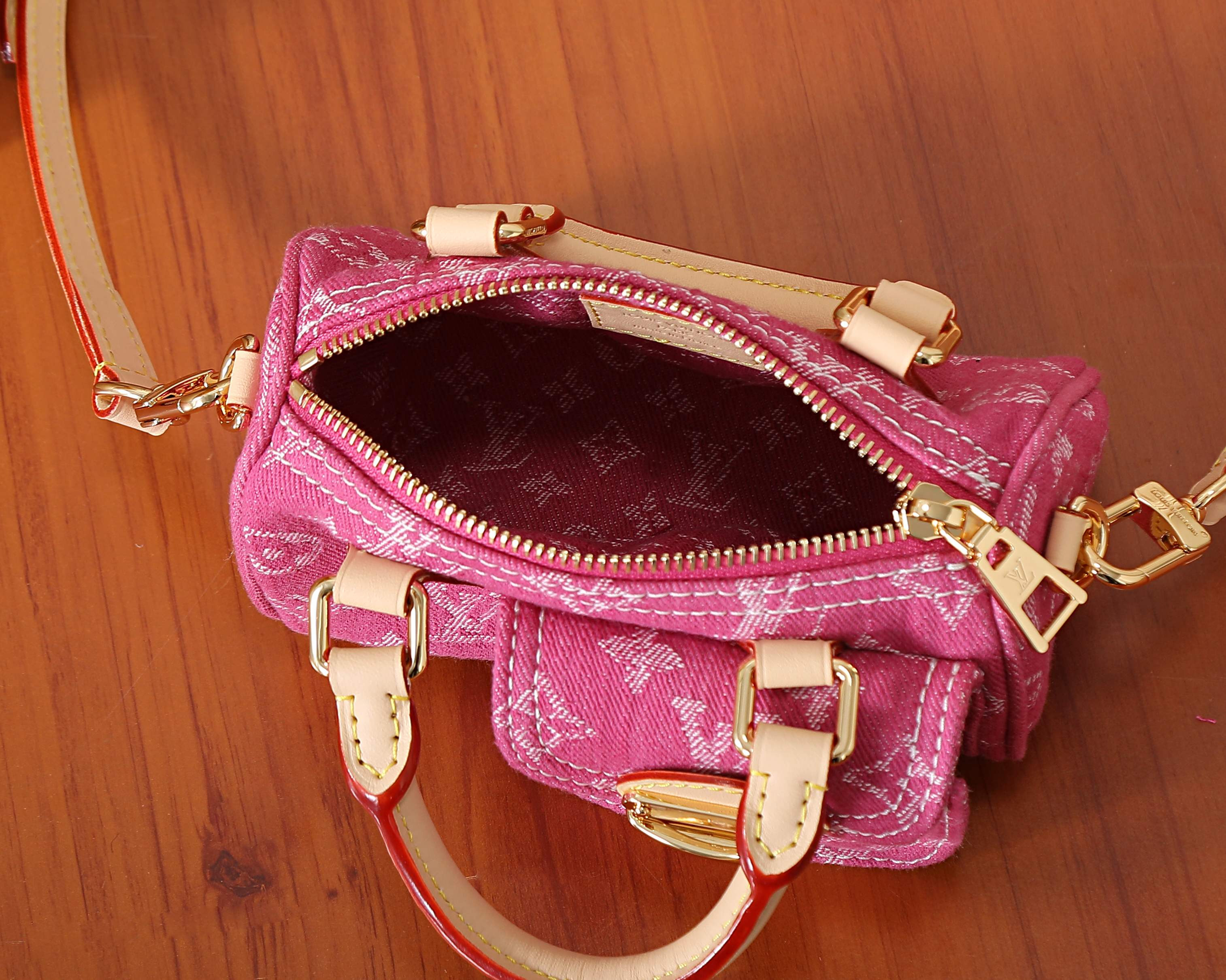 LV Nano Speedy M27603 16x10x7.5cm