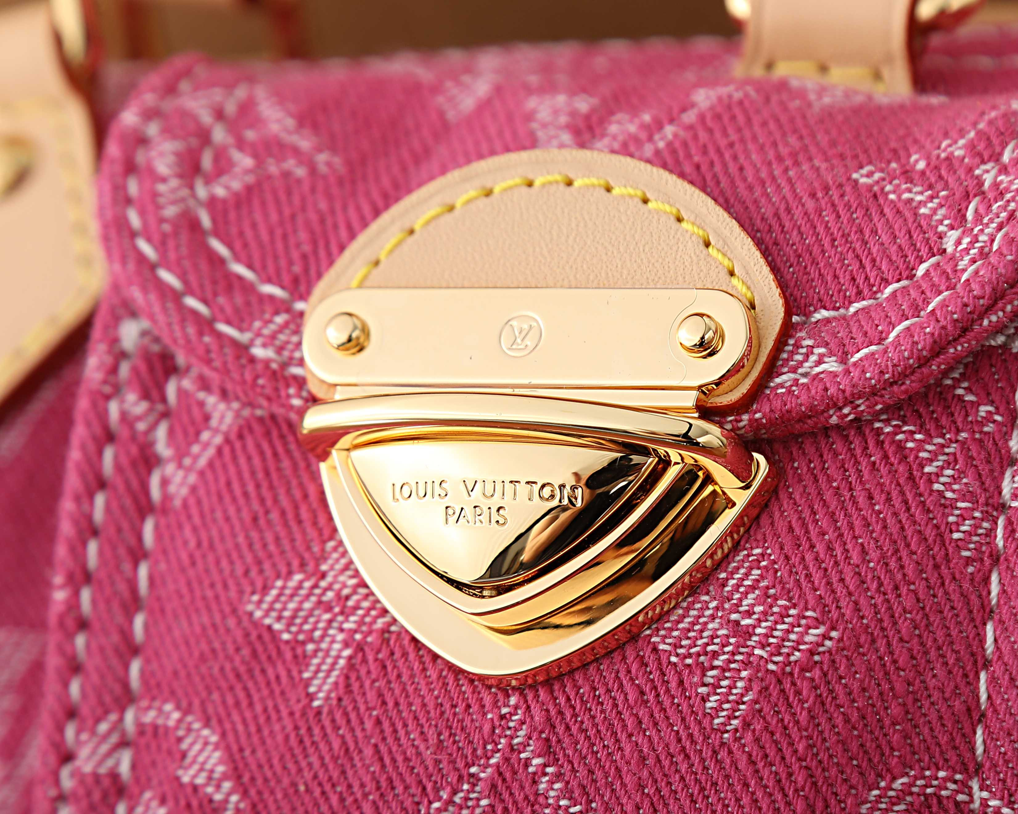 LV Nano Speedy M27603 16x10x7.5cm
