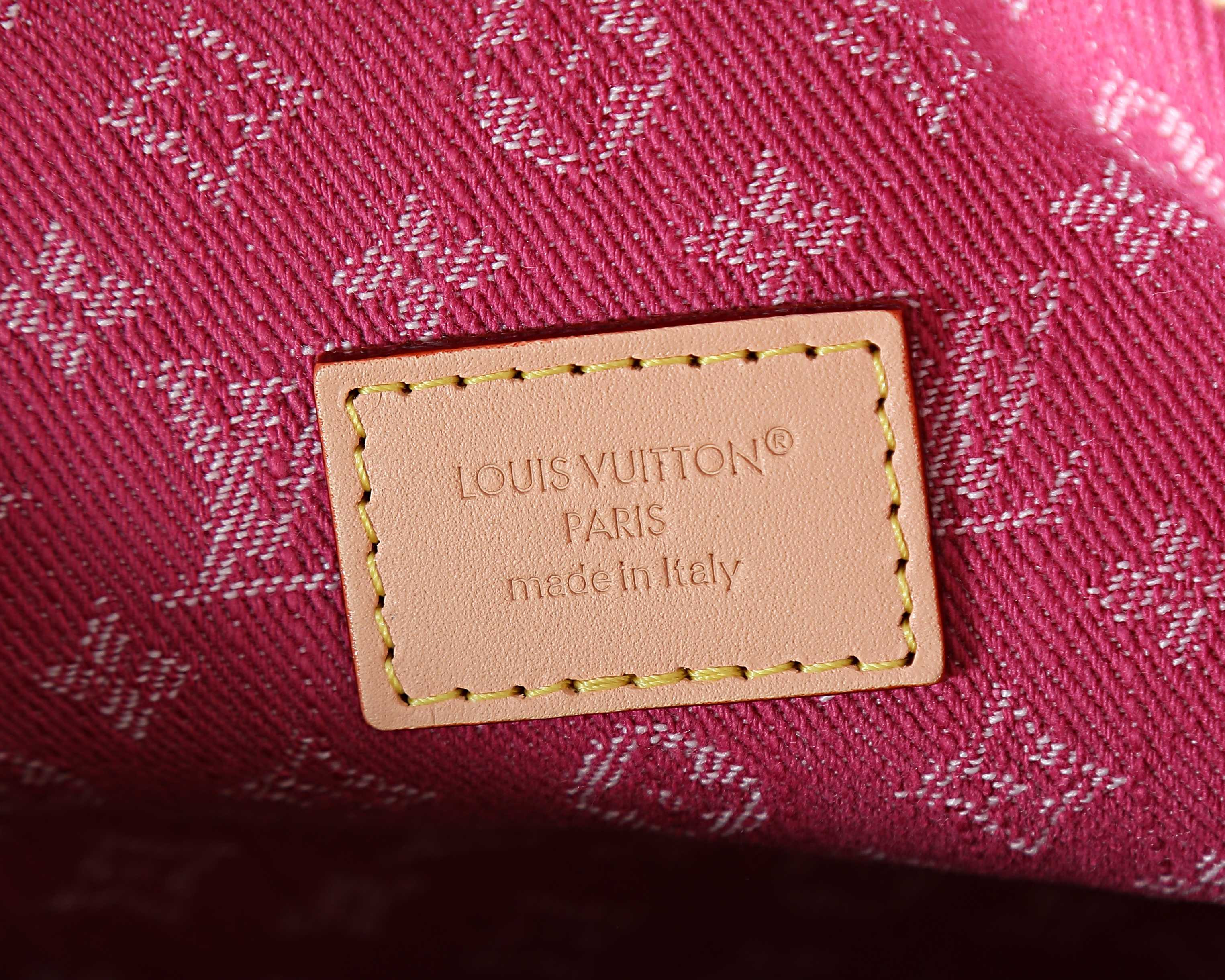 LV Baggy M28266 30x22x13cm