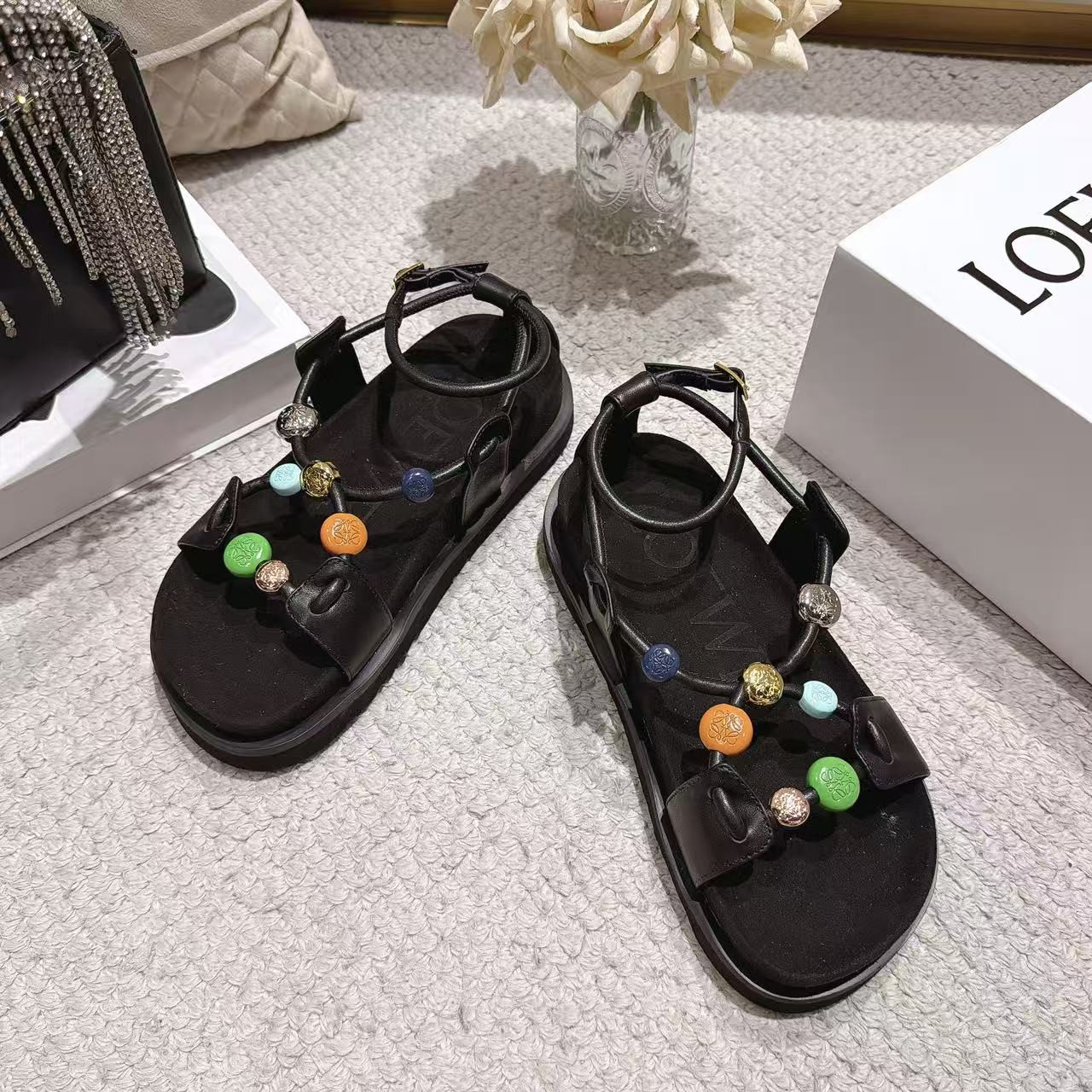 ua L0ew* pebble beads fussbett sandal