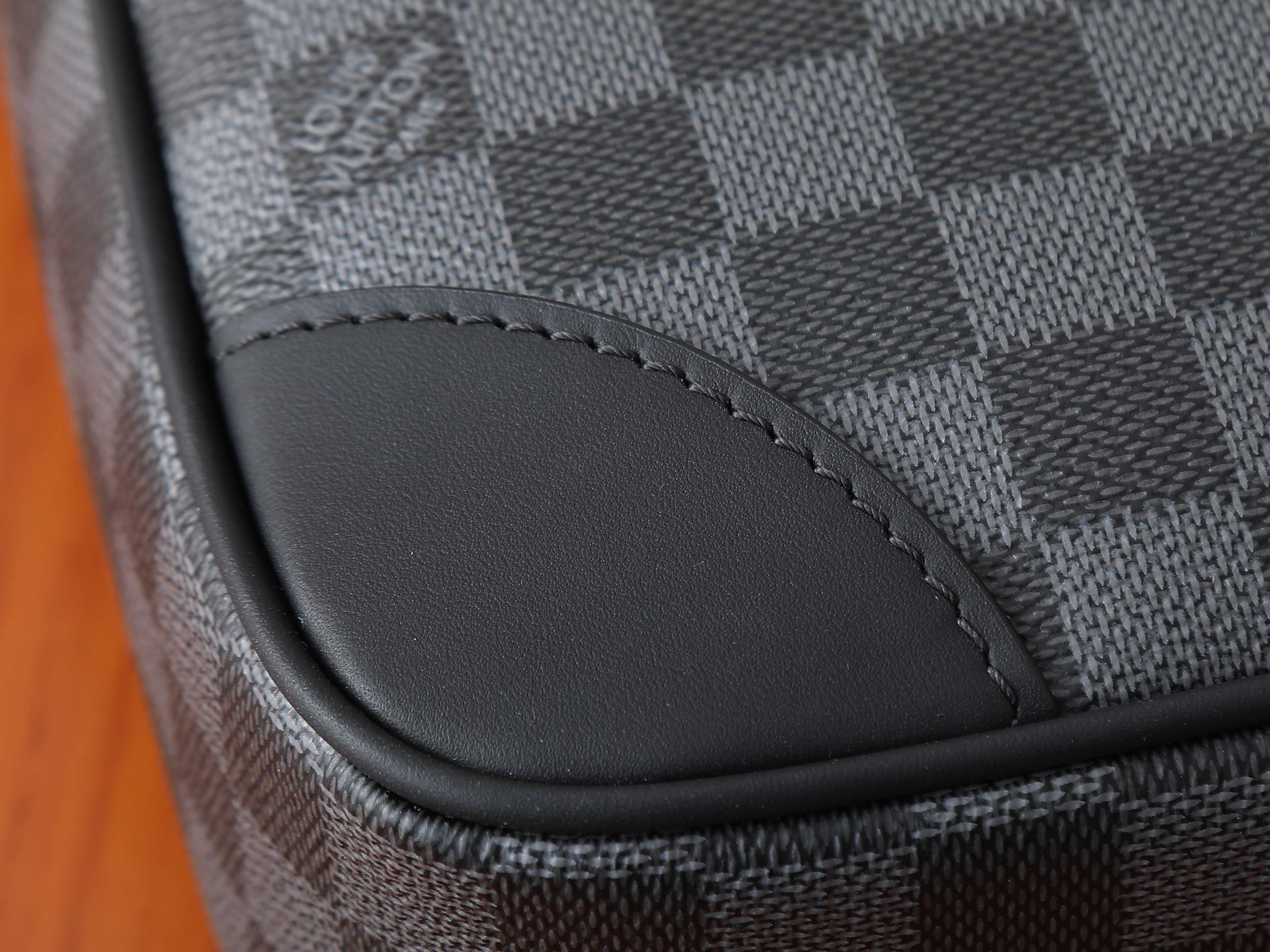 LV Porte-Documents Voyage PM N40445 36.5x27.5x6cm