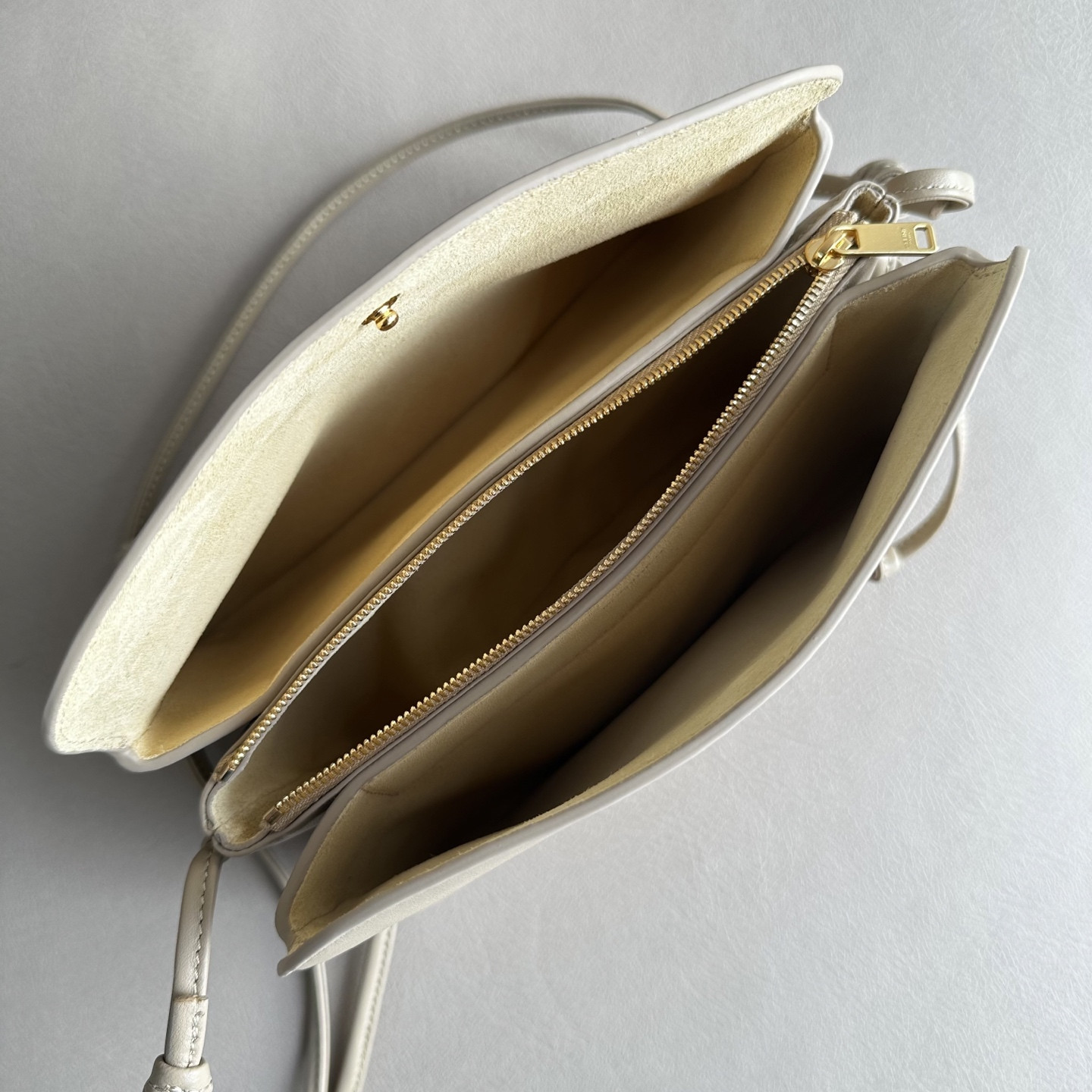 Ce**e trio flap 22.5x13x3.5cm