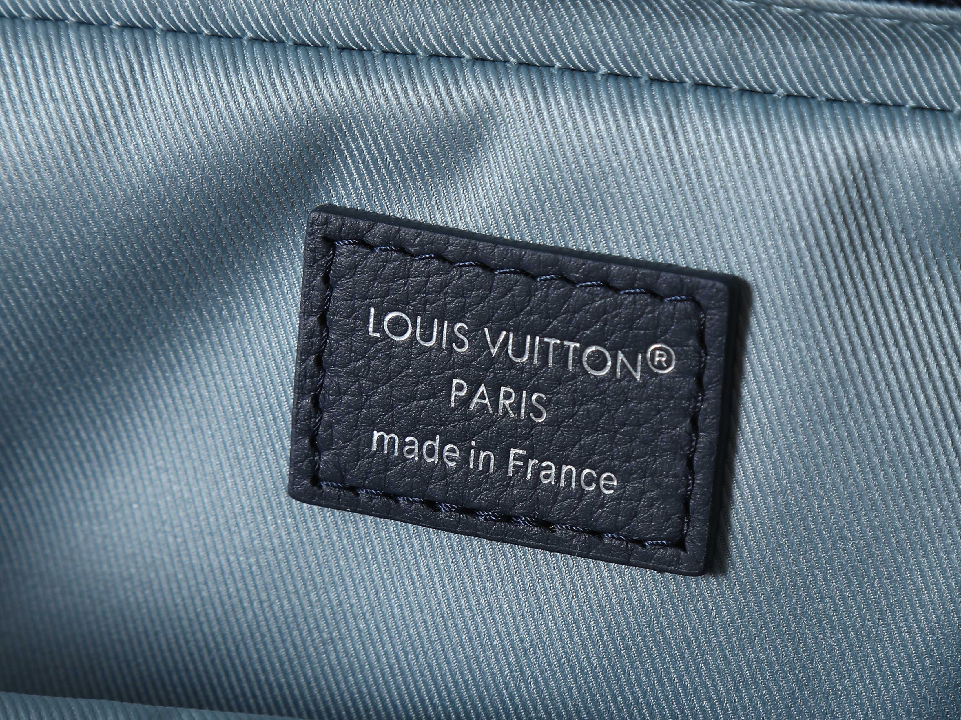 LV Trio Messenger Bag M28618 25x18.5x7cm