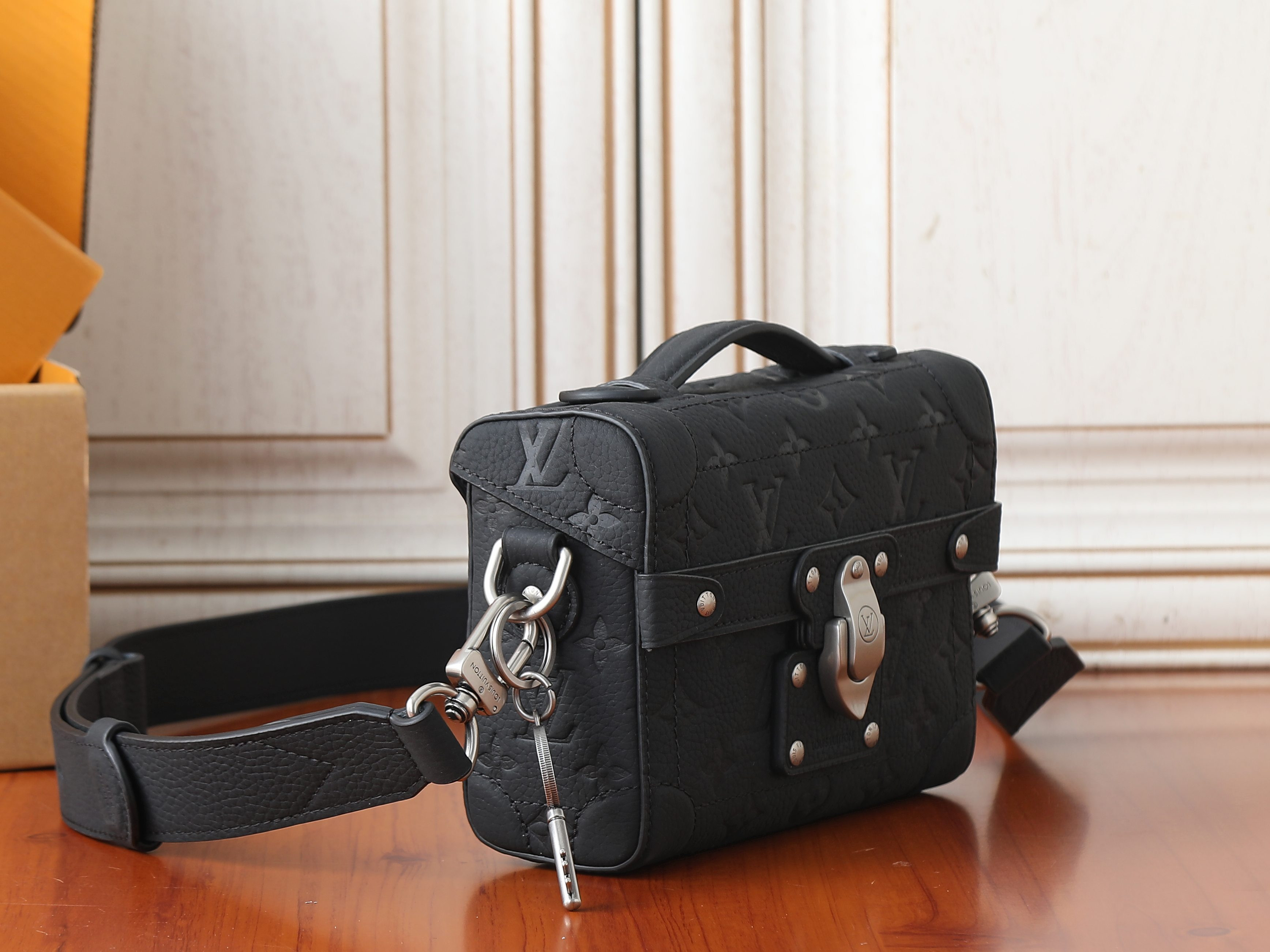 LV Soul Trunk M13871 19x15x7cm