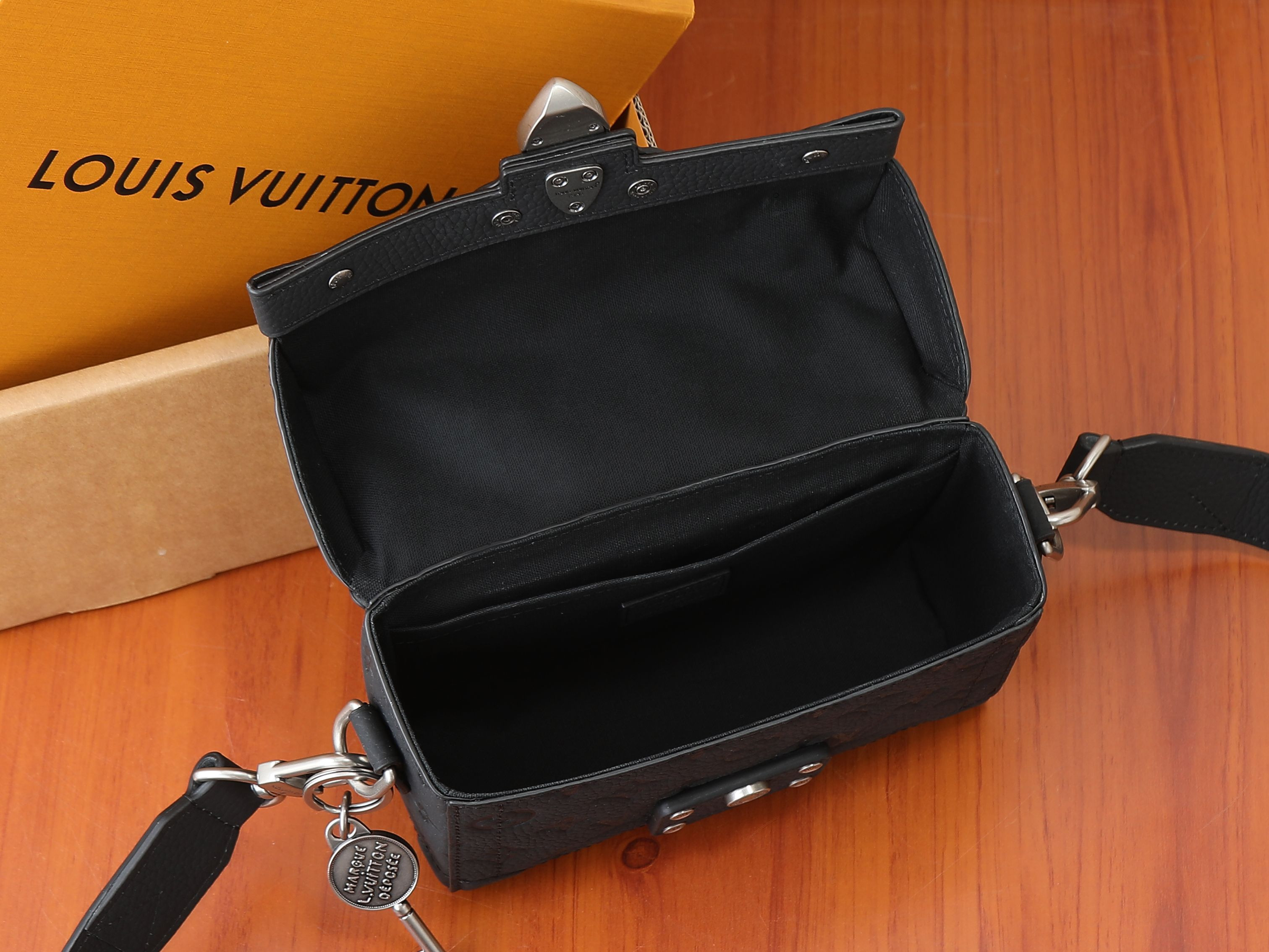 LV Soul Trunk M13871 19x15x7cm