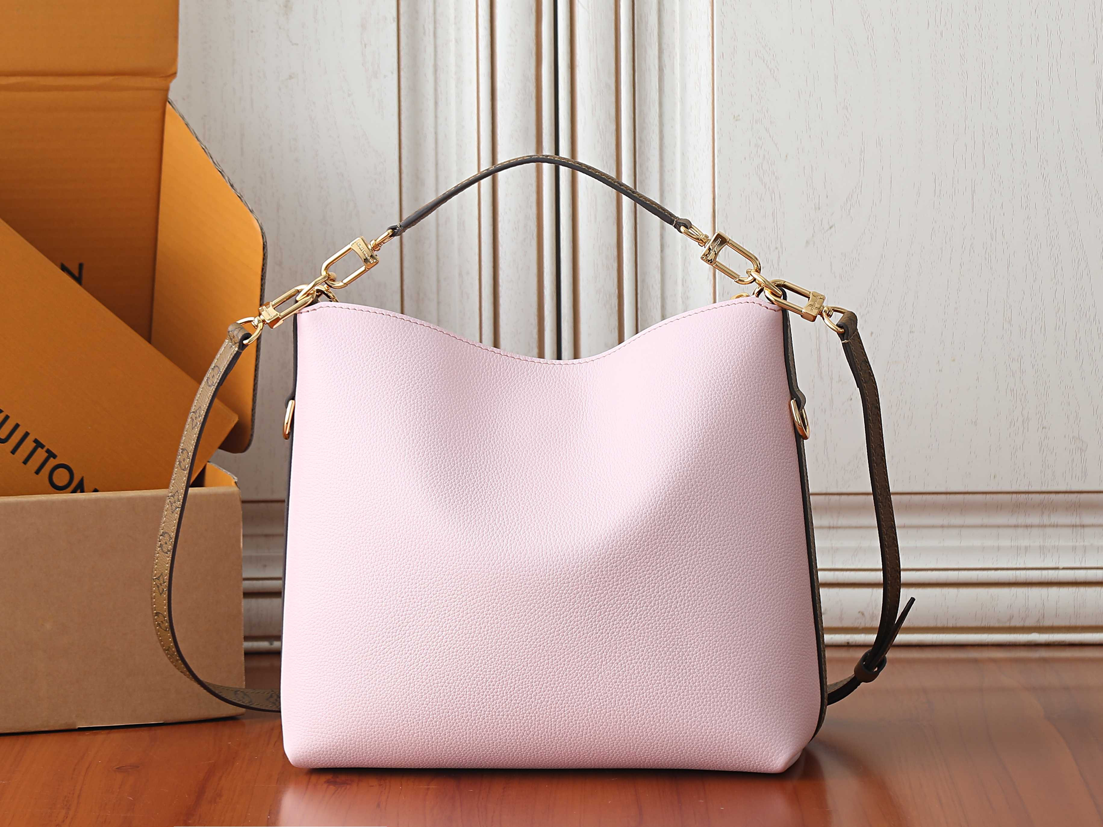 LV Multipass M2A063 30x26x10cm