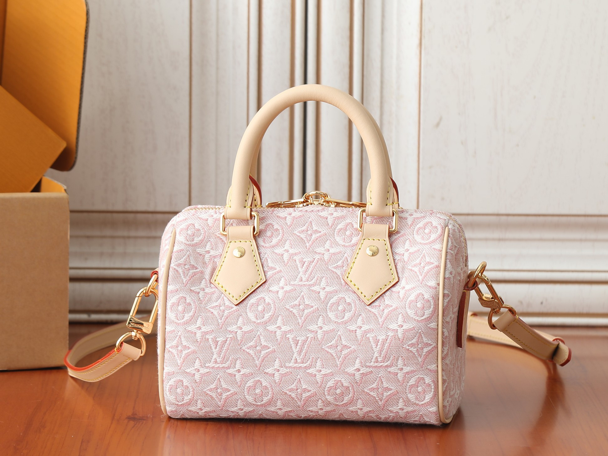 LV Speedy Bandoulière 20 M2A039 20.5x13.5x12cm