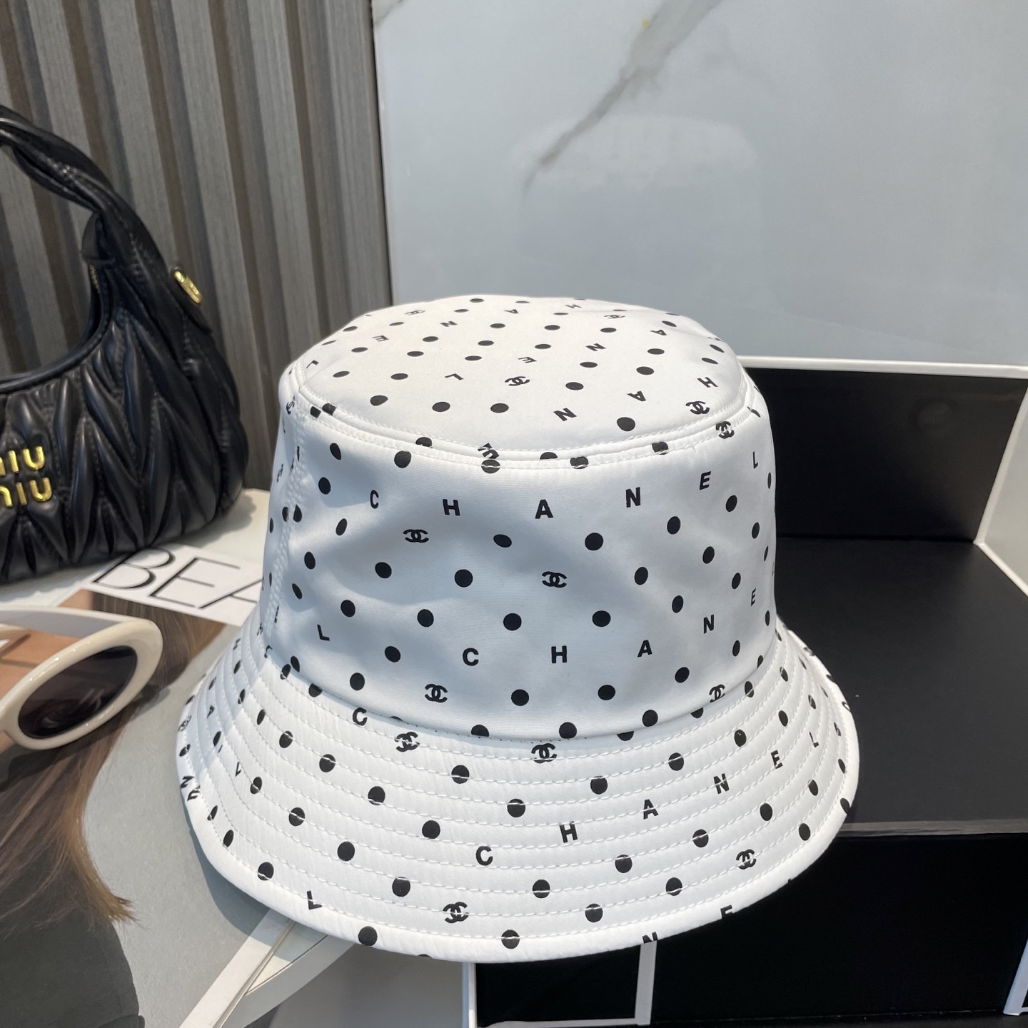 Ch*el bucket hat