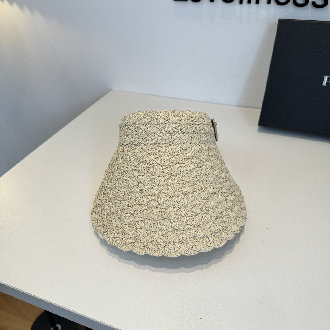 Pra*a hat
