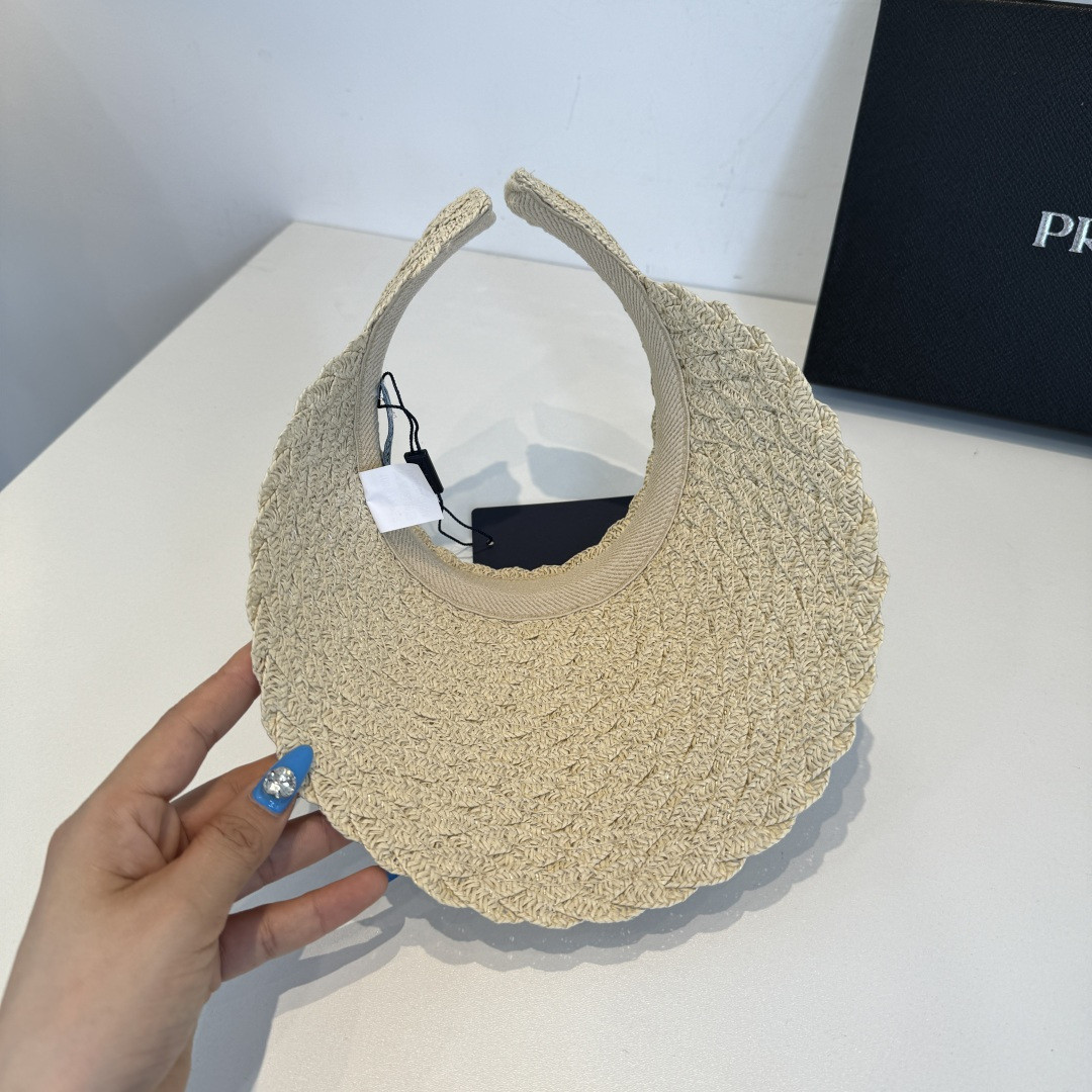 Pra*a hat