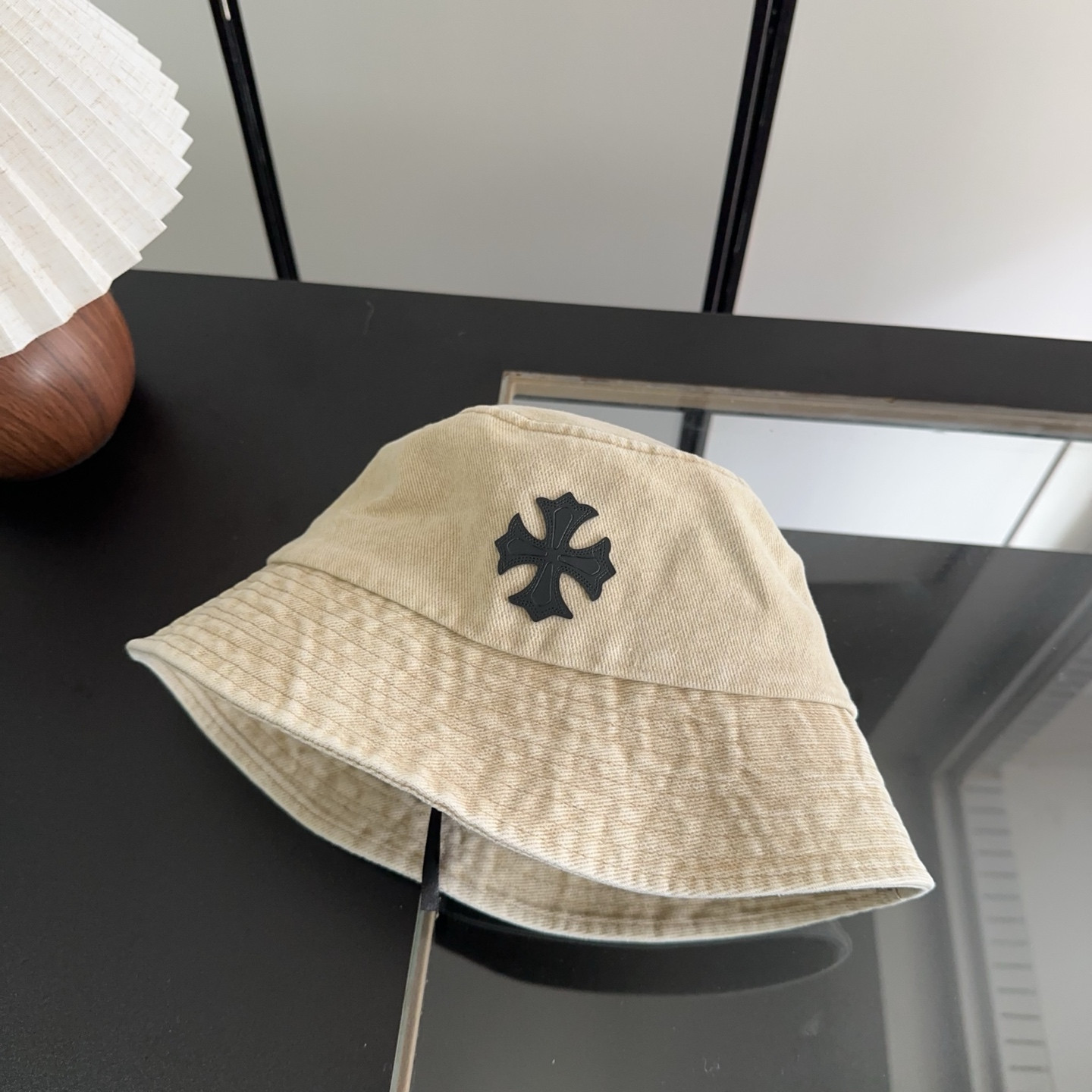 Ch**me He**ts bucket hat