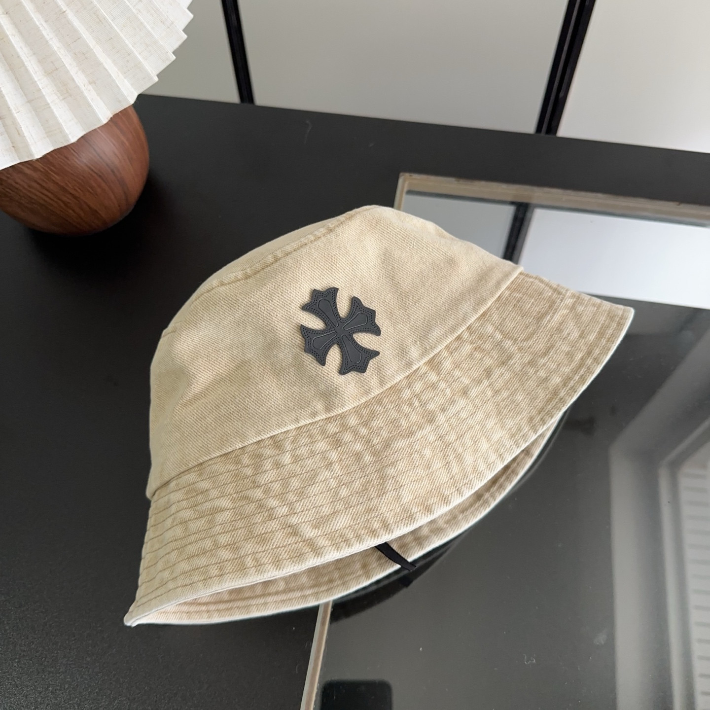 Ch**me He**ts bucket hat