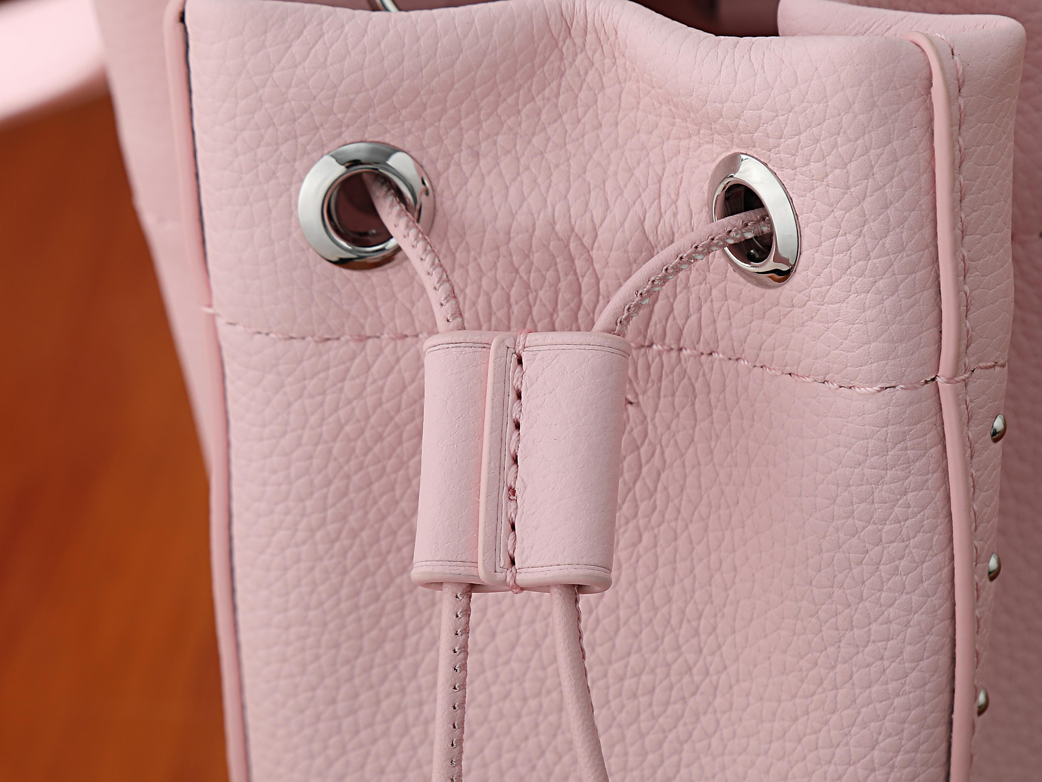 LV Nano Noé Trunk M2A067 15x17x8cm