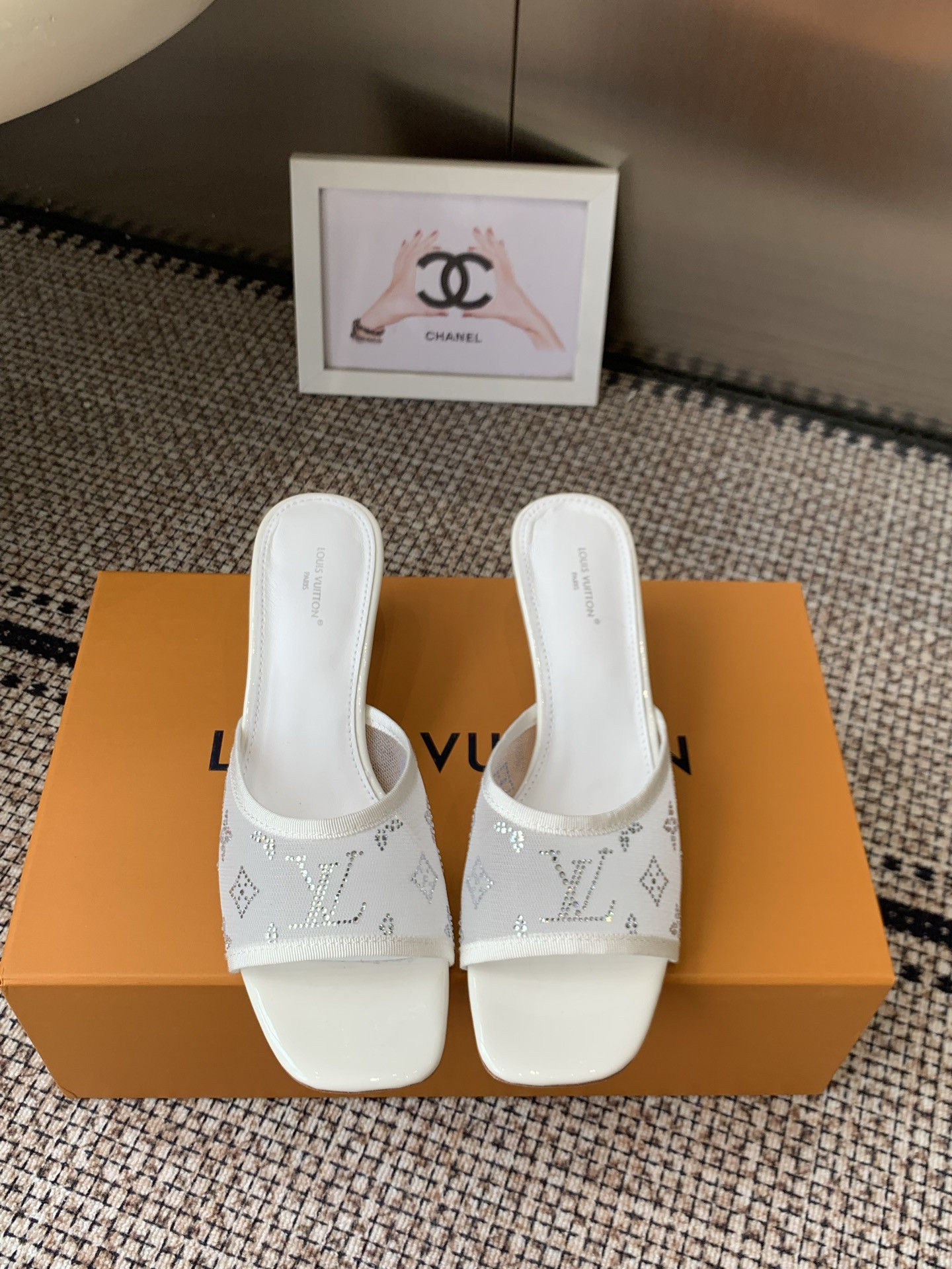 UA LV x TM Gala Mule