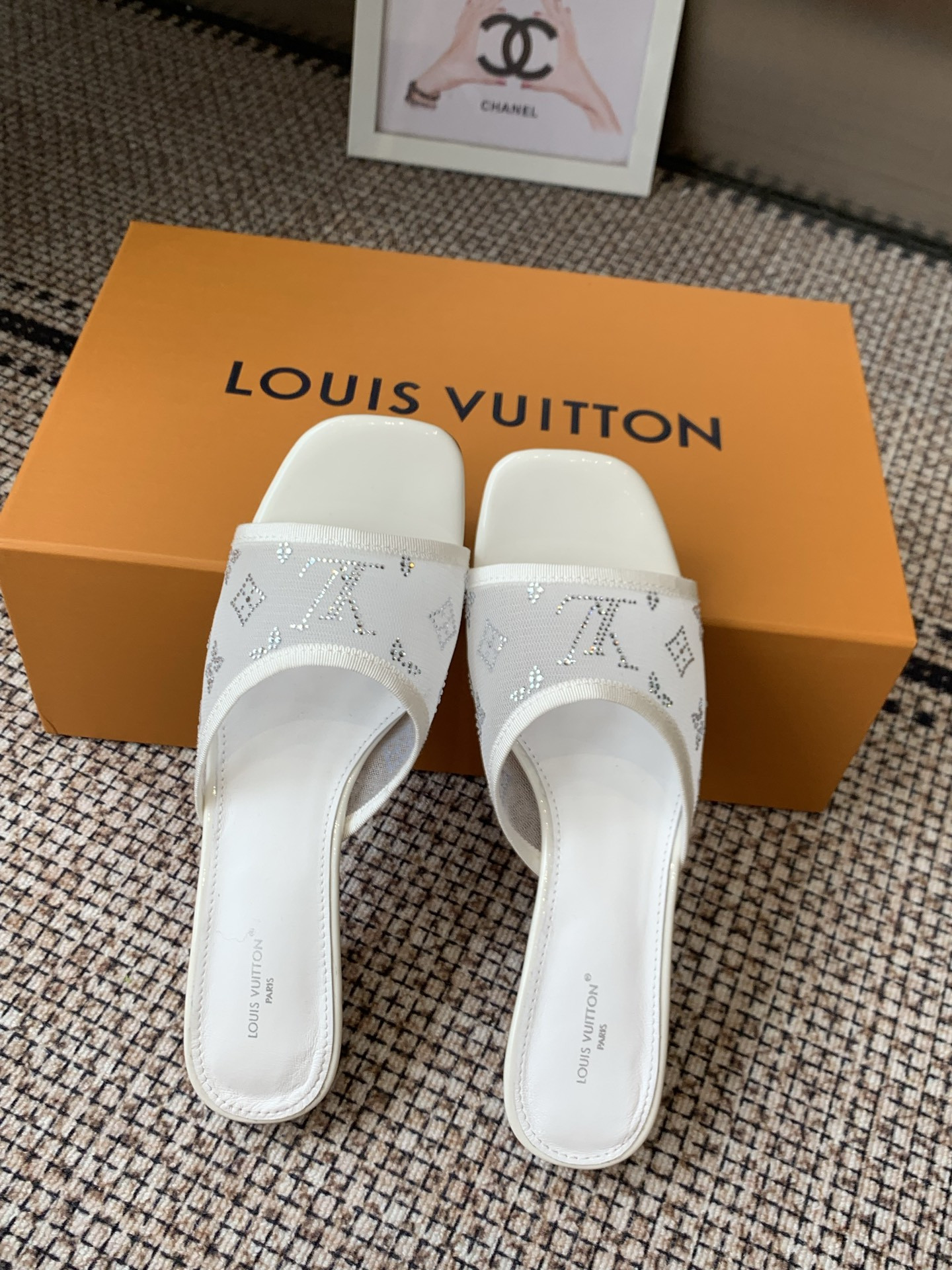 UA LV x TM Gala Mule