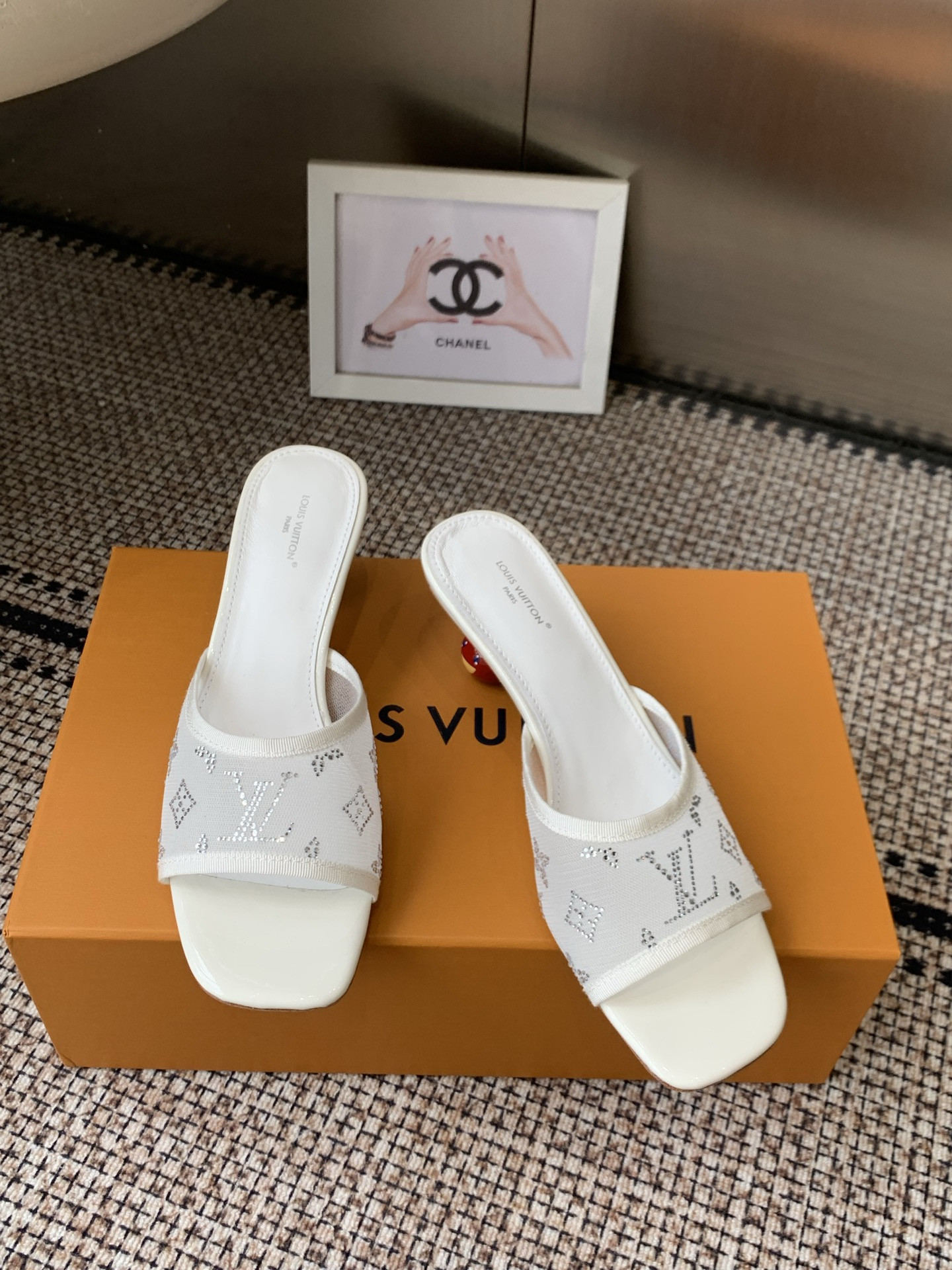 UA LV x TM Gala Mule