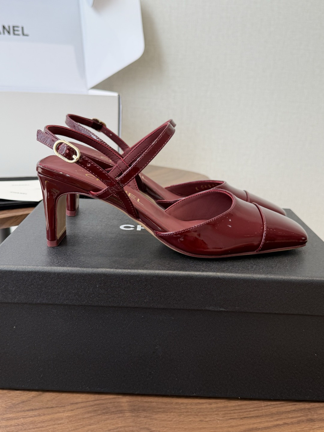ua Ch*el slingbacks 6cm heel