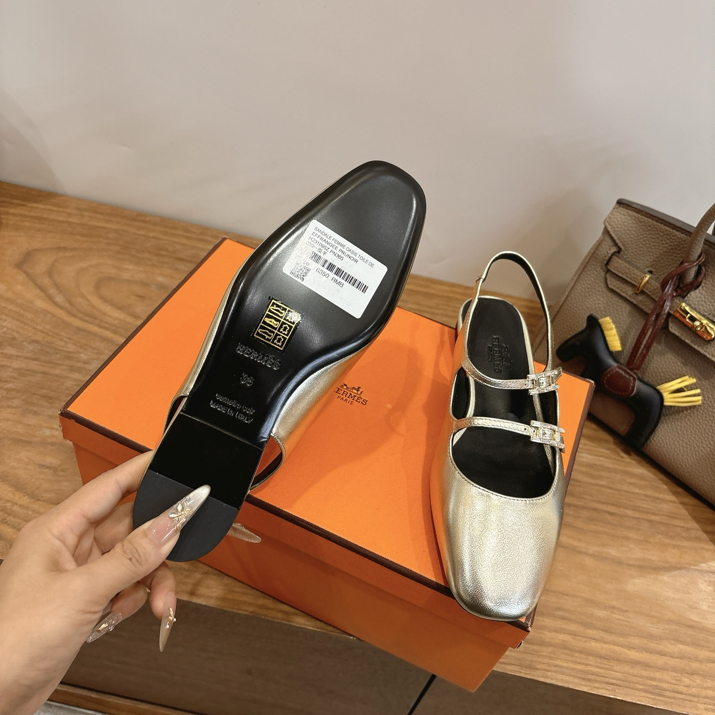 ua H**mes mila slingback