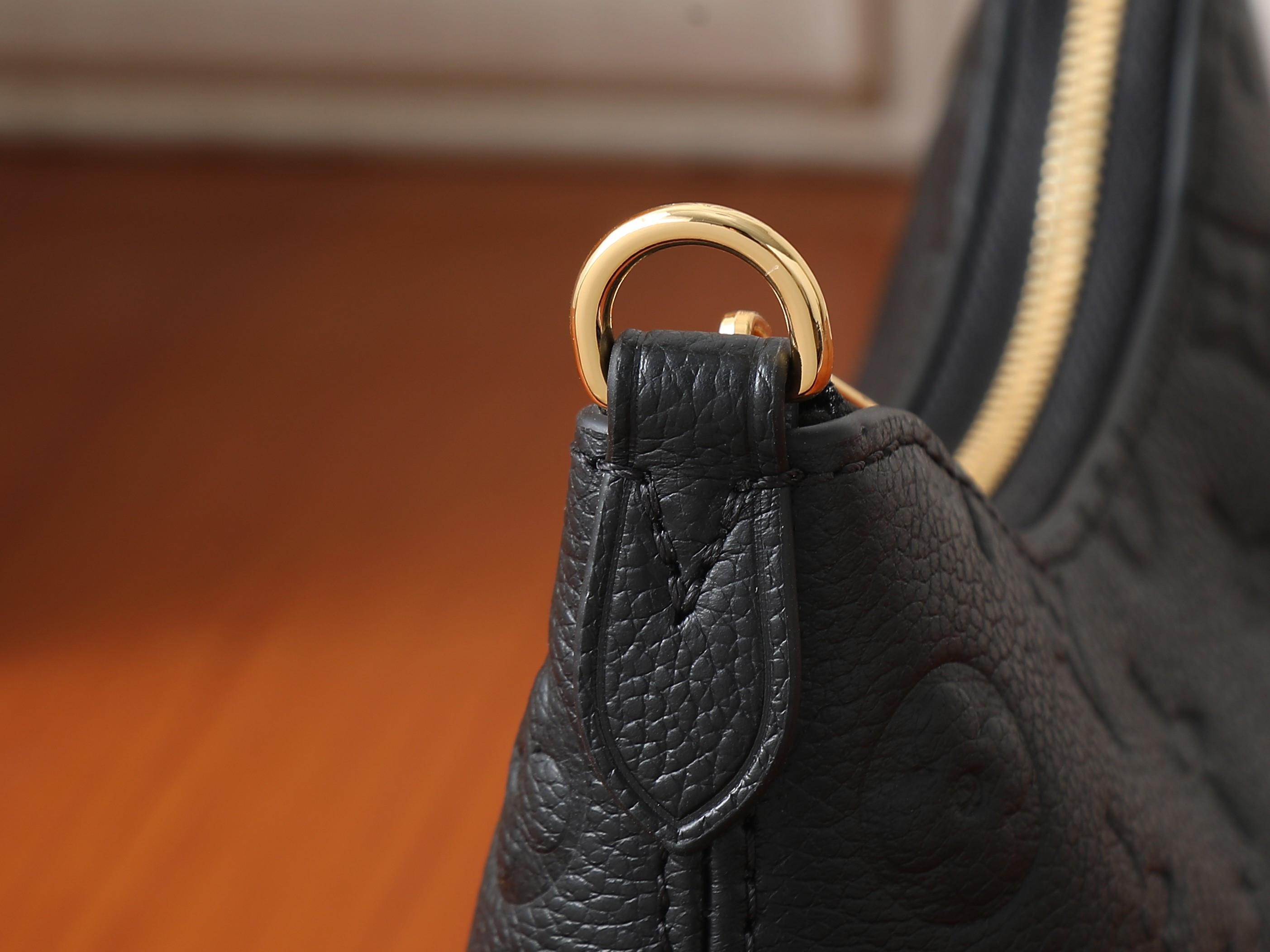LV Nano Boulogne M28427 19x13x8cm