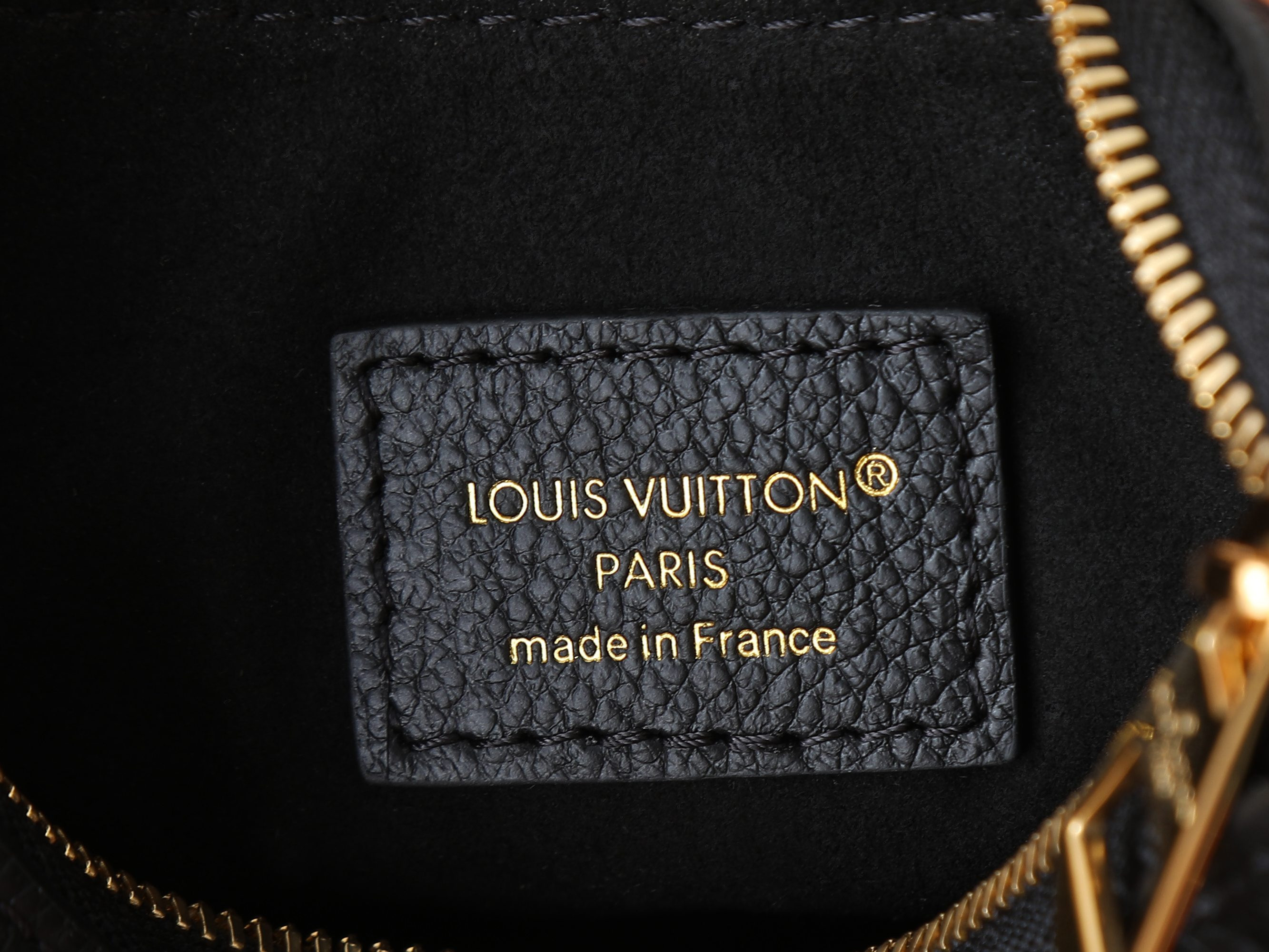 LV Nano Boulogne M28427 19x13x8cm