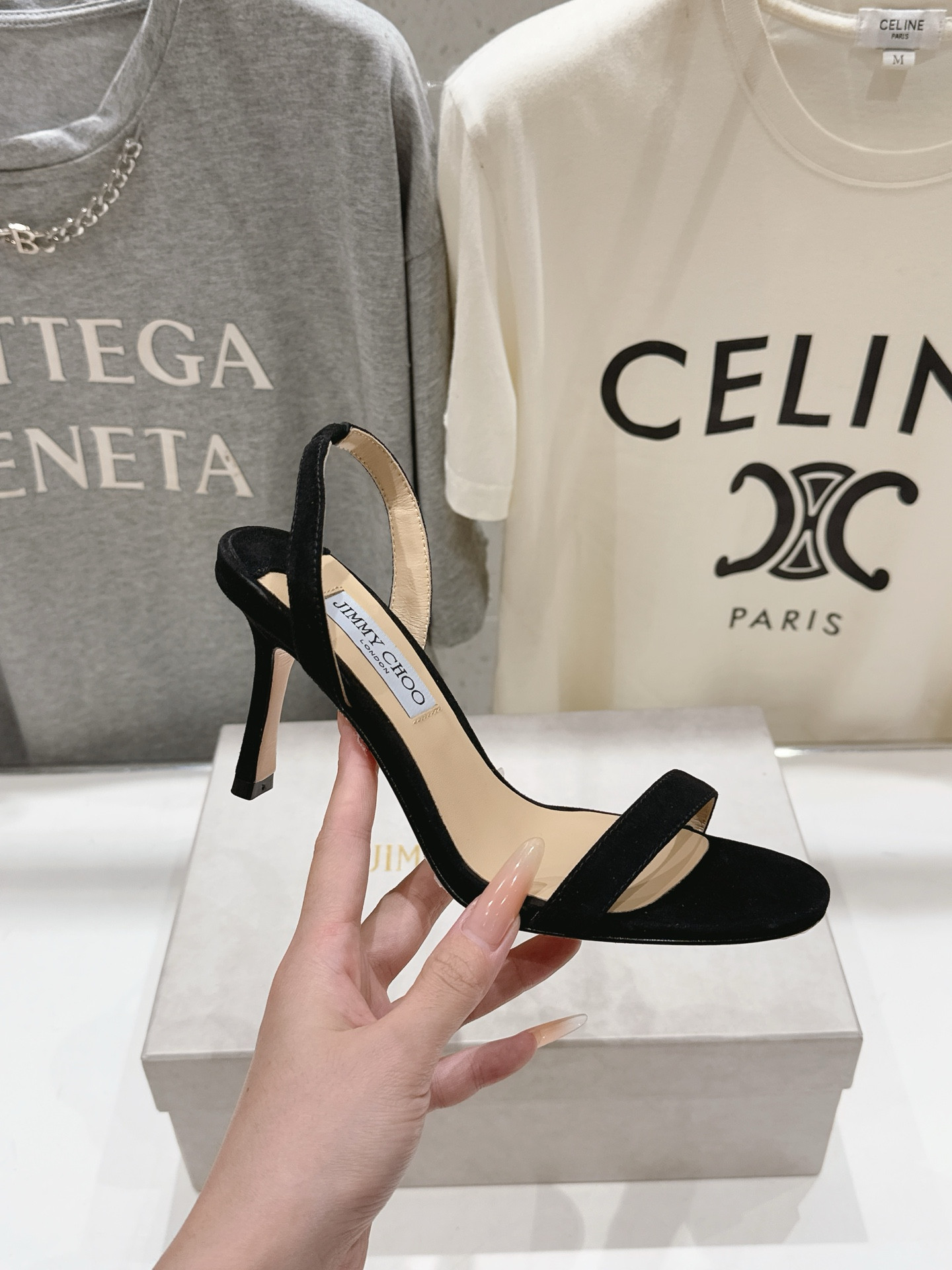 ua Ji*y Ch* jenn sandals