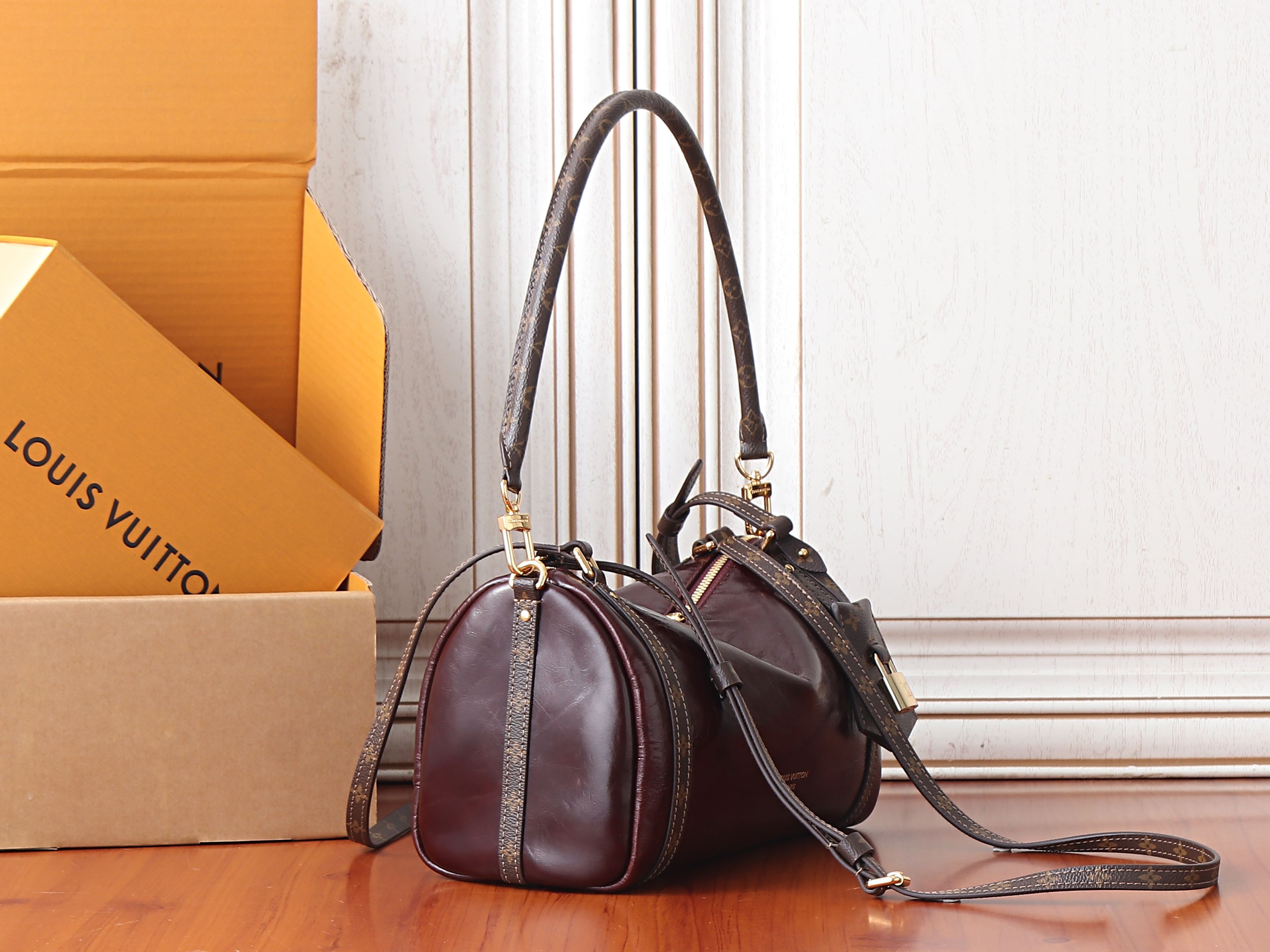 LV Express PM M3A265 26x17x13.5cm