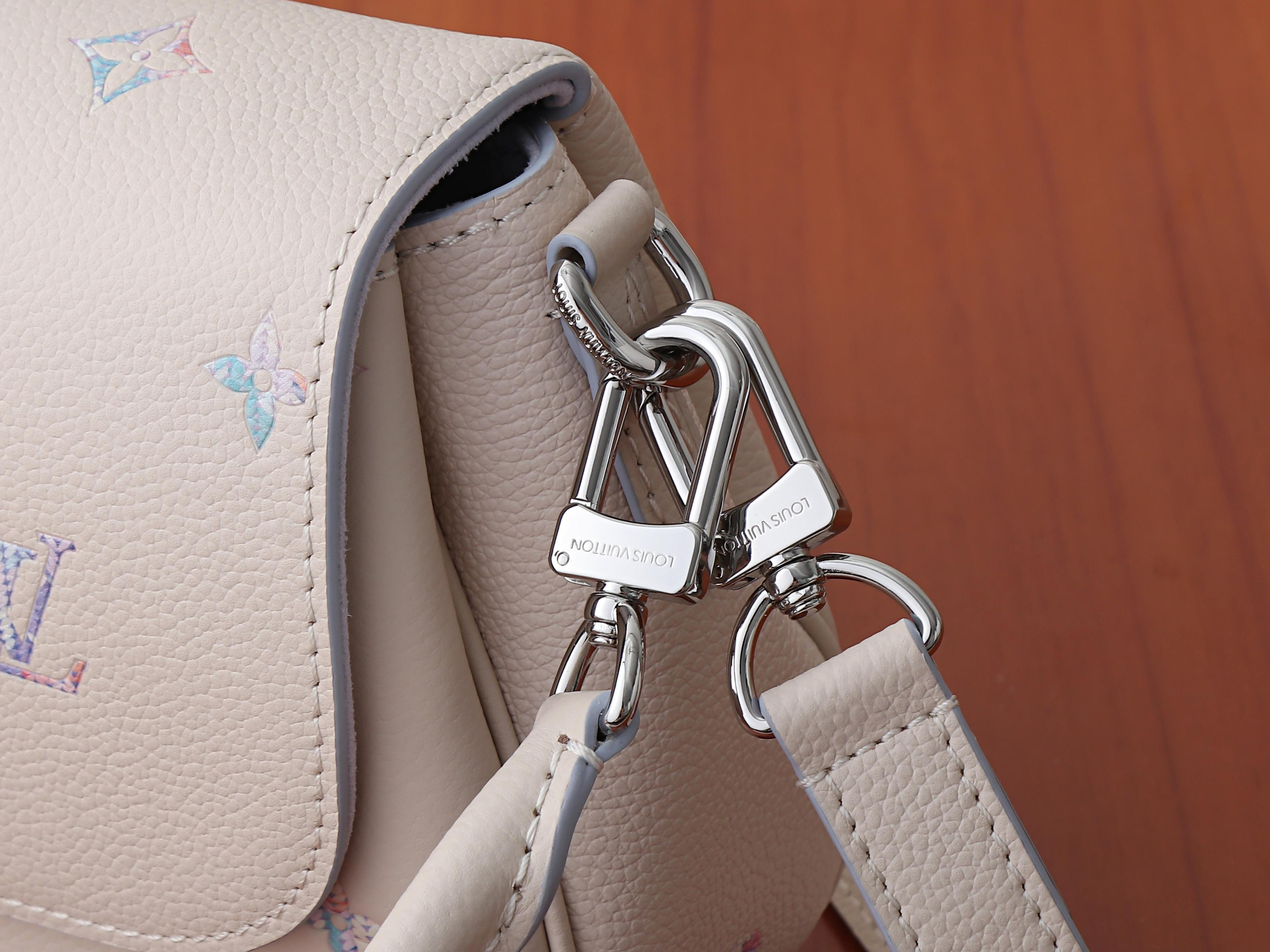 LV Pochette Métis Soft PM M2A332 25x15x5cm