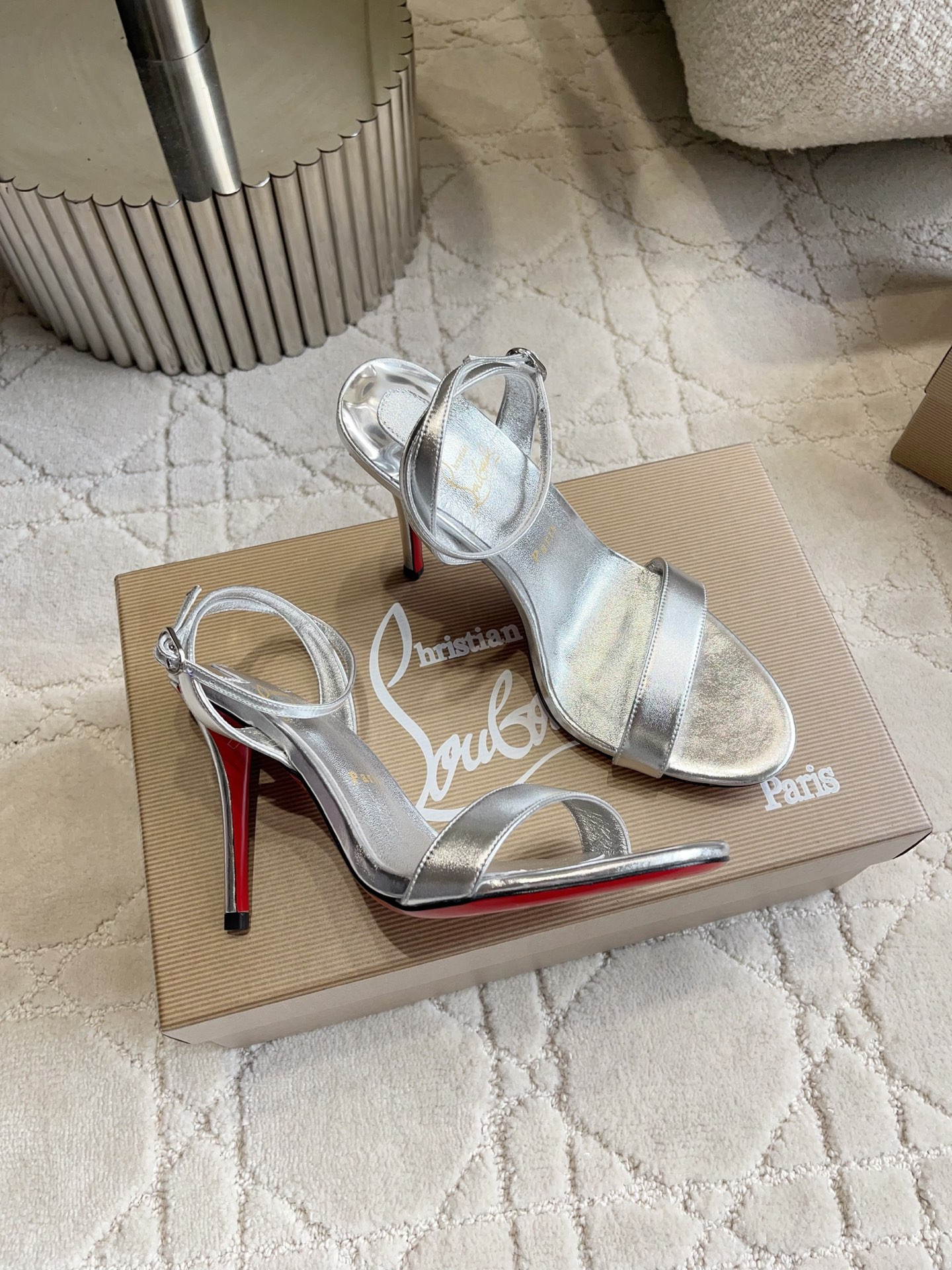 ua Ch**an louboutin 100mm sandals