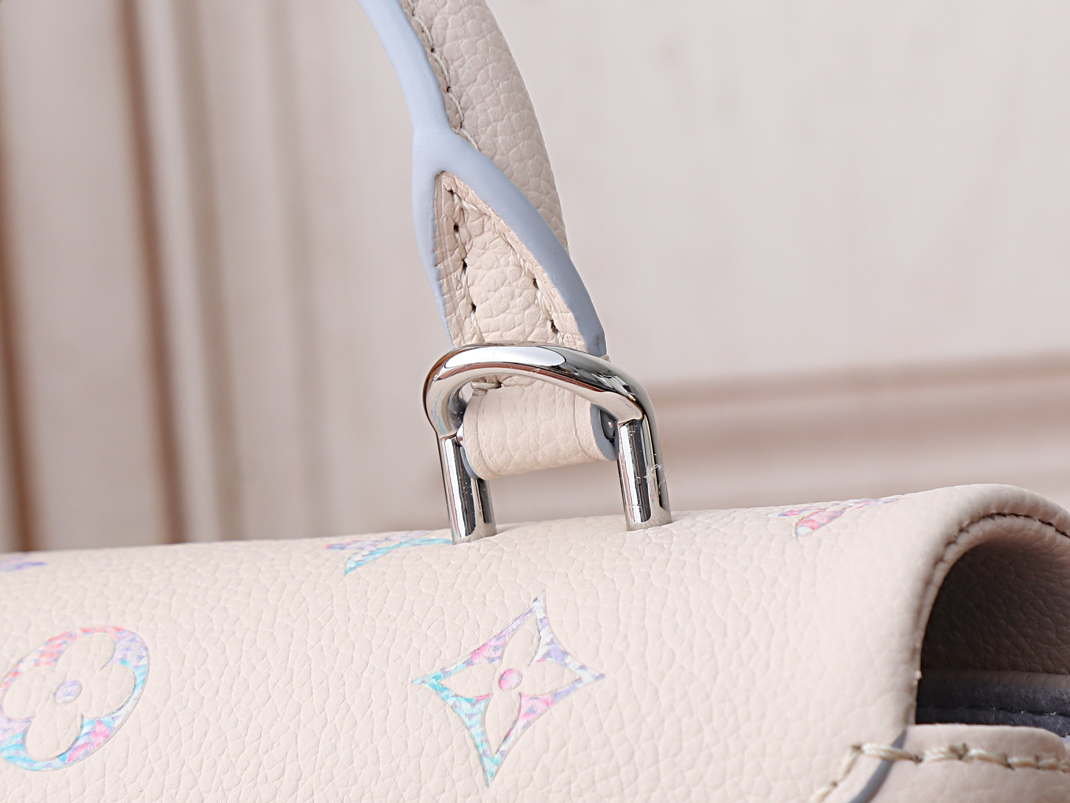 LV Nano Madeleine M2A374 21x12.5x6cm