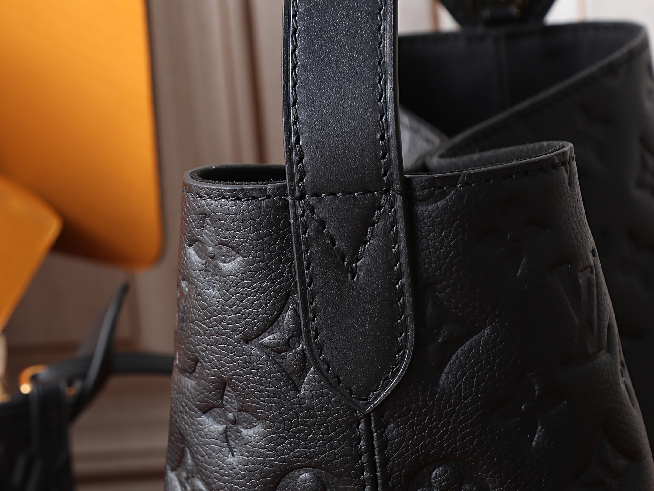 LV All In MM M29090 21x24x16cm