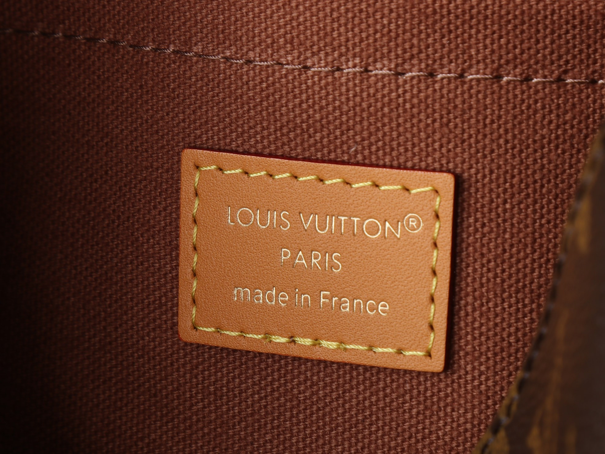 LV Bastille PM M2A191 23x27x8cm