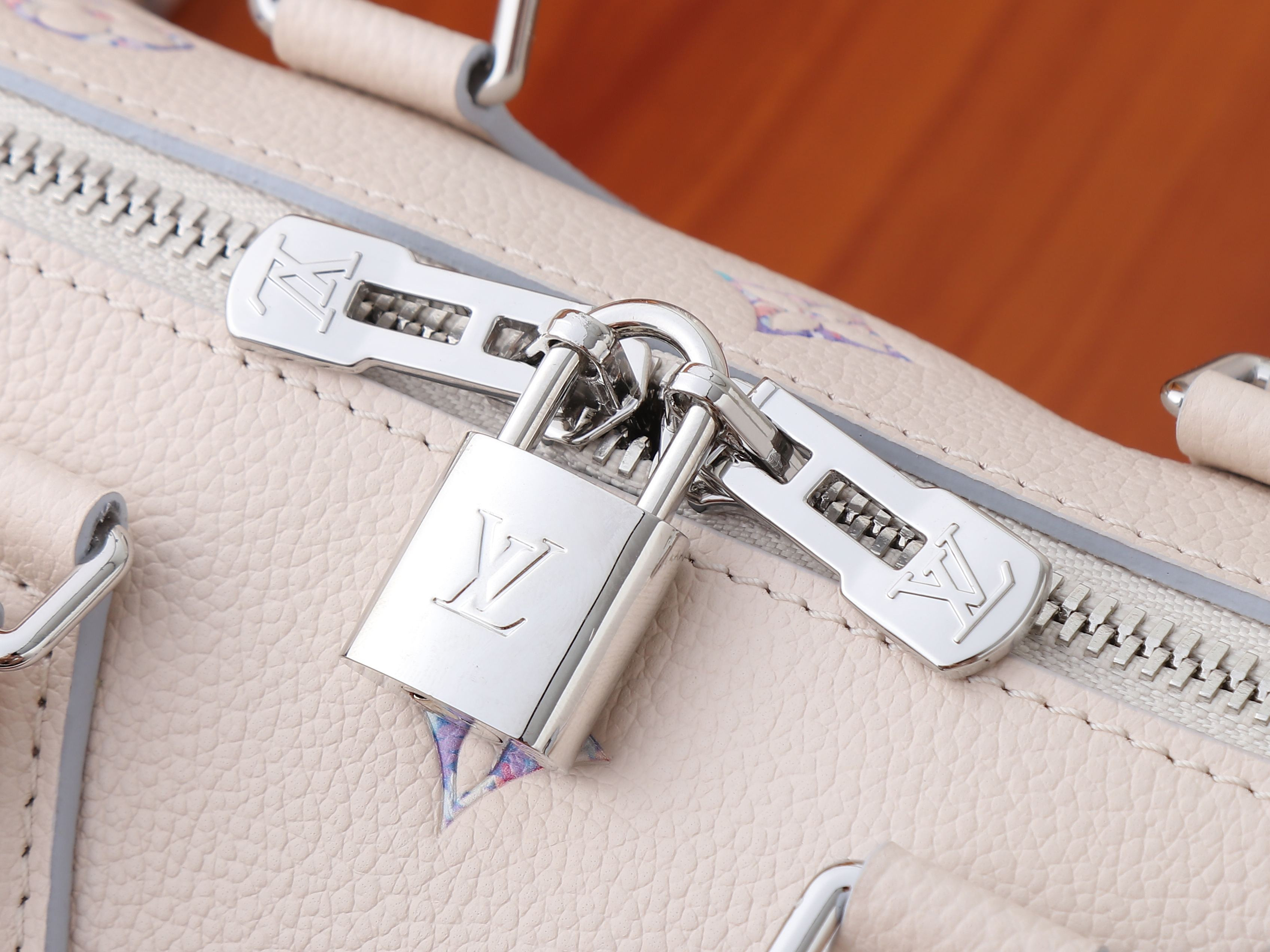 LV Speedy Bandoulière 20 M2A099 20.5x13.5x12cm