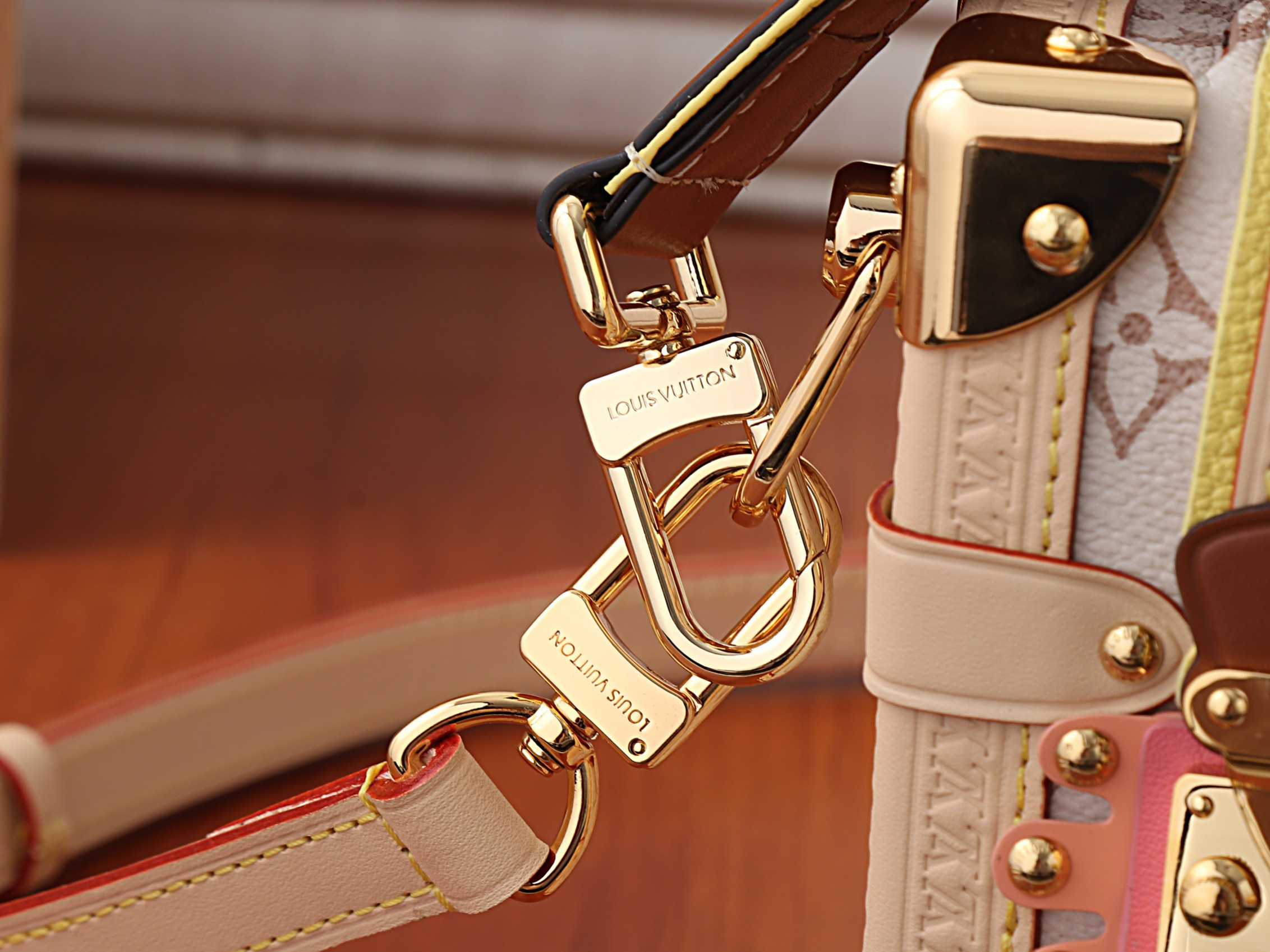 LV Side Trunk MM East-West M29913 28x15x7cm