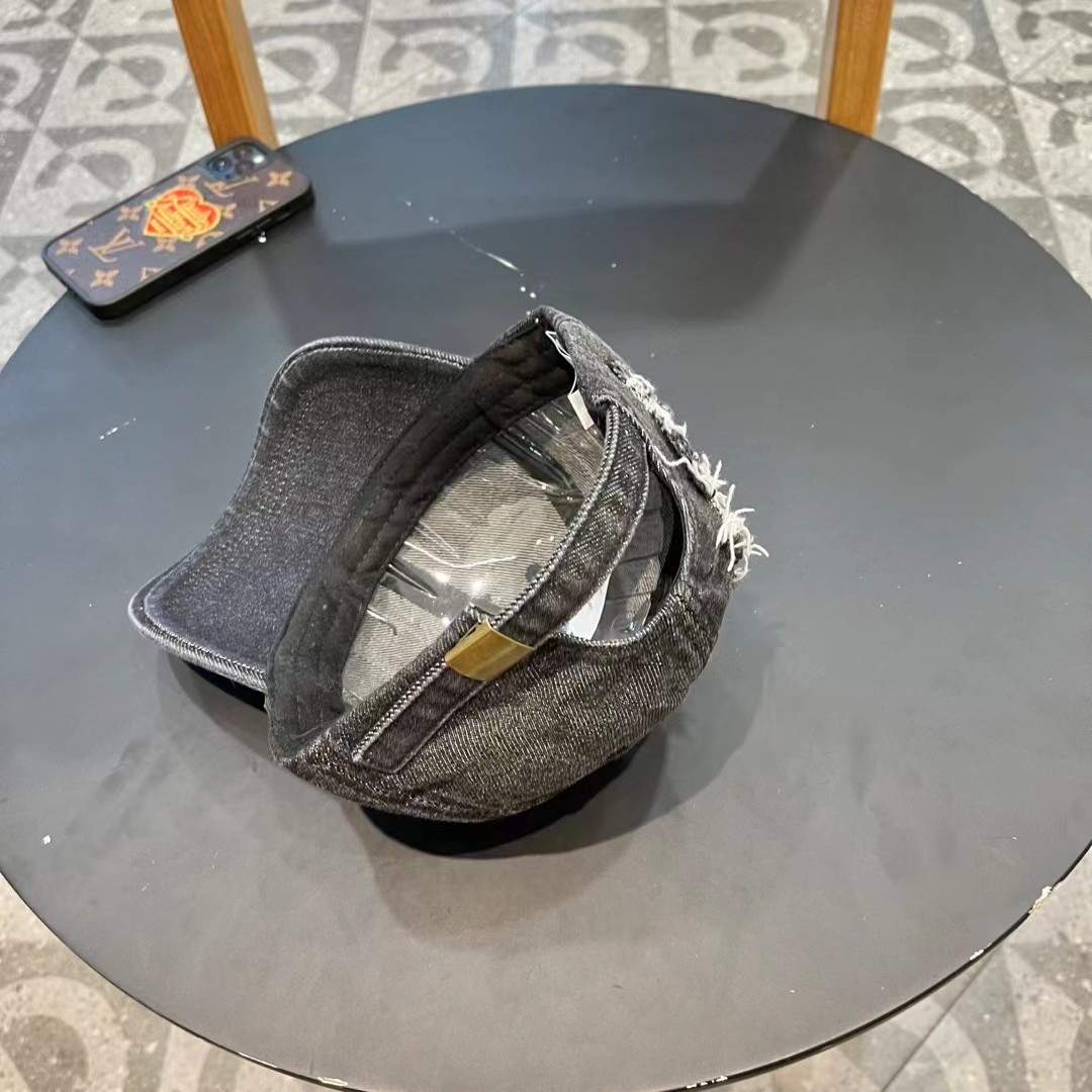 D*or baseball cap 57cm head circumference