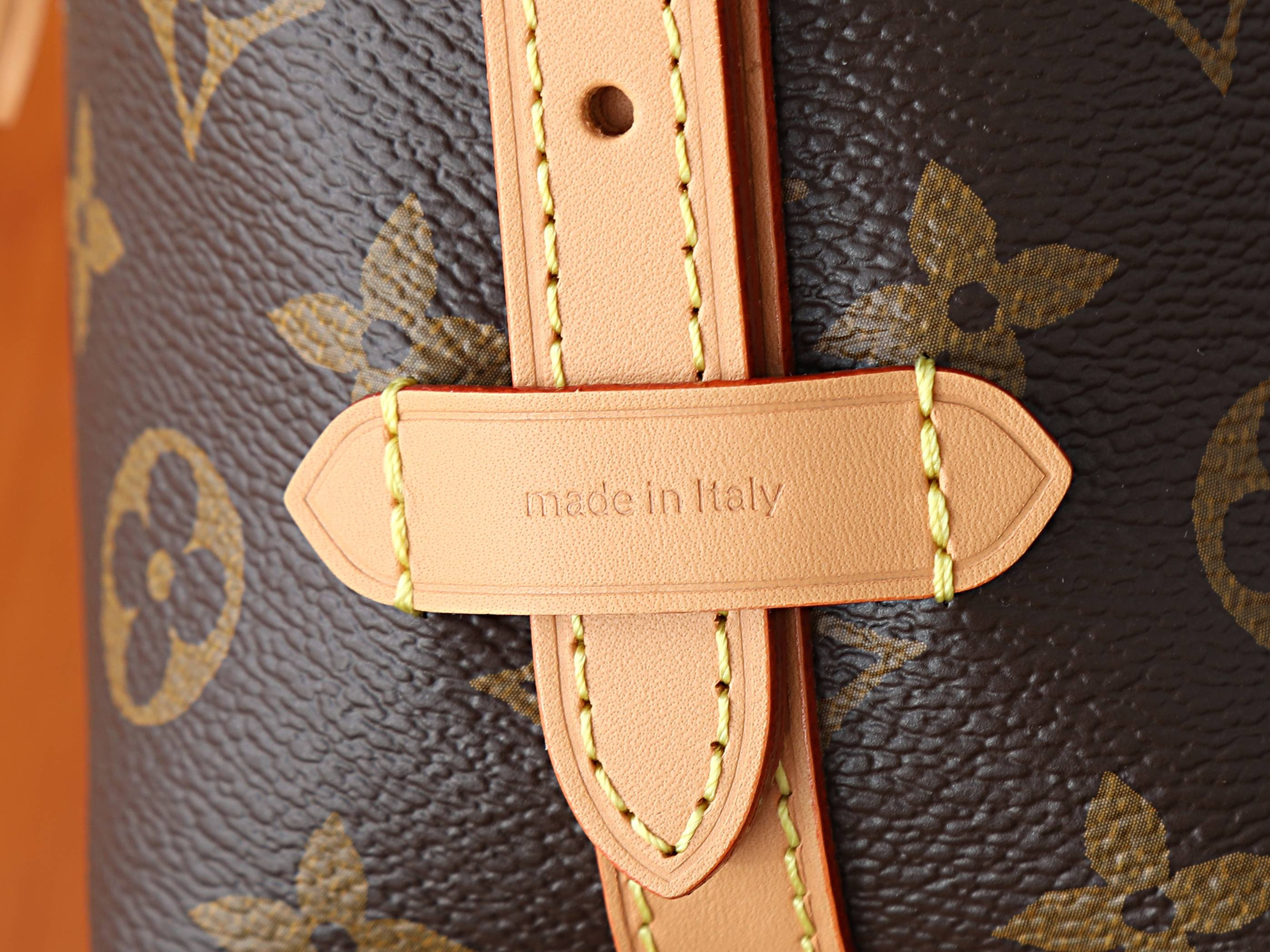 LV Nano CarryAll M2A711 16x15x9.5cm