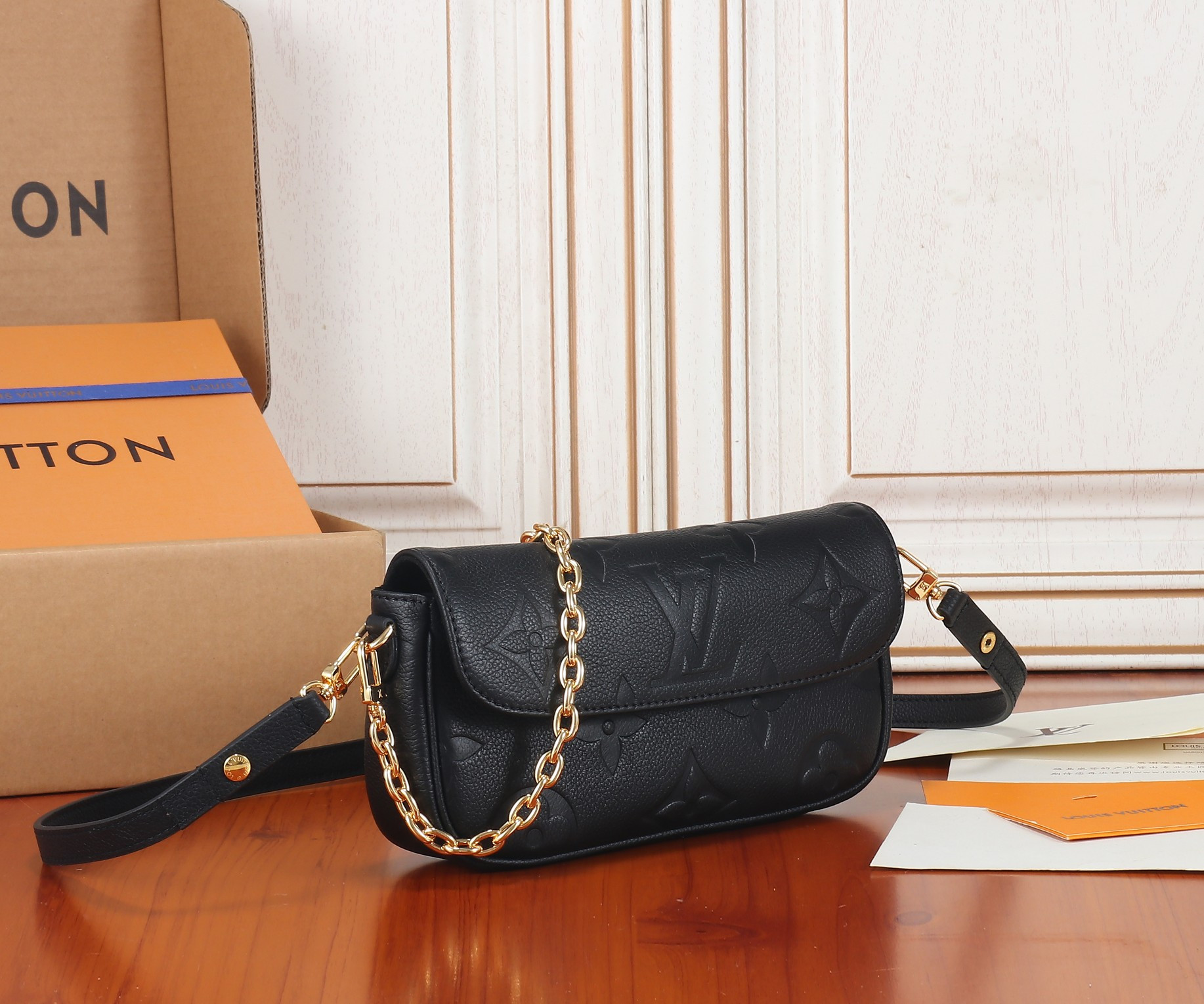 LV Wallet On Chain Ivy M82154 23.5x12x4.3cm