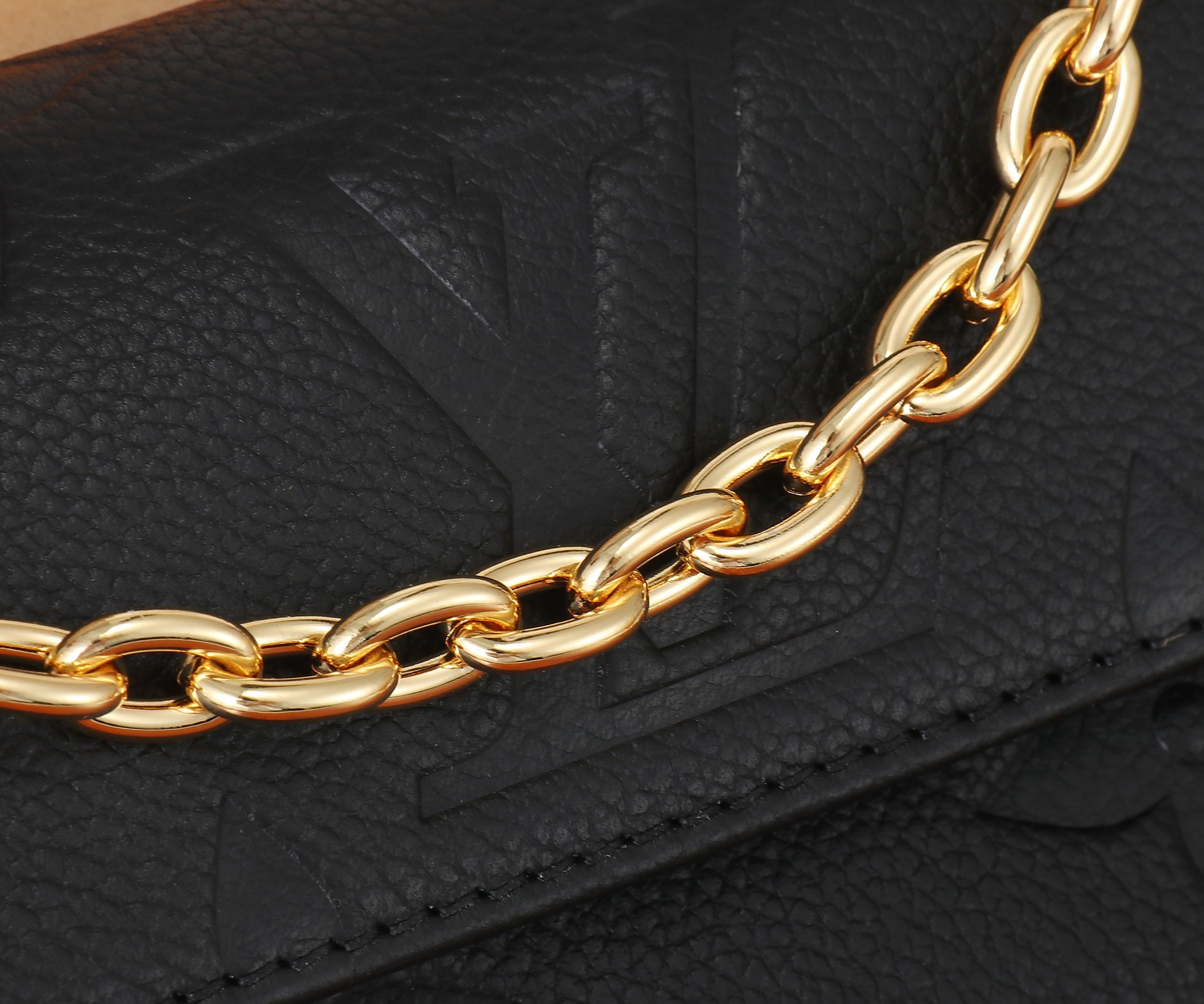 LV Wallet On Chain Ivy M82154 23.5x12x4.3cm