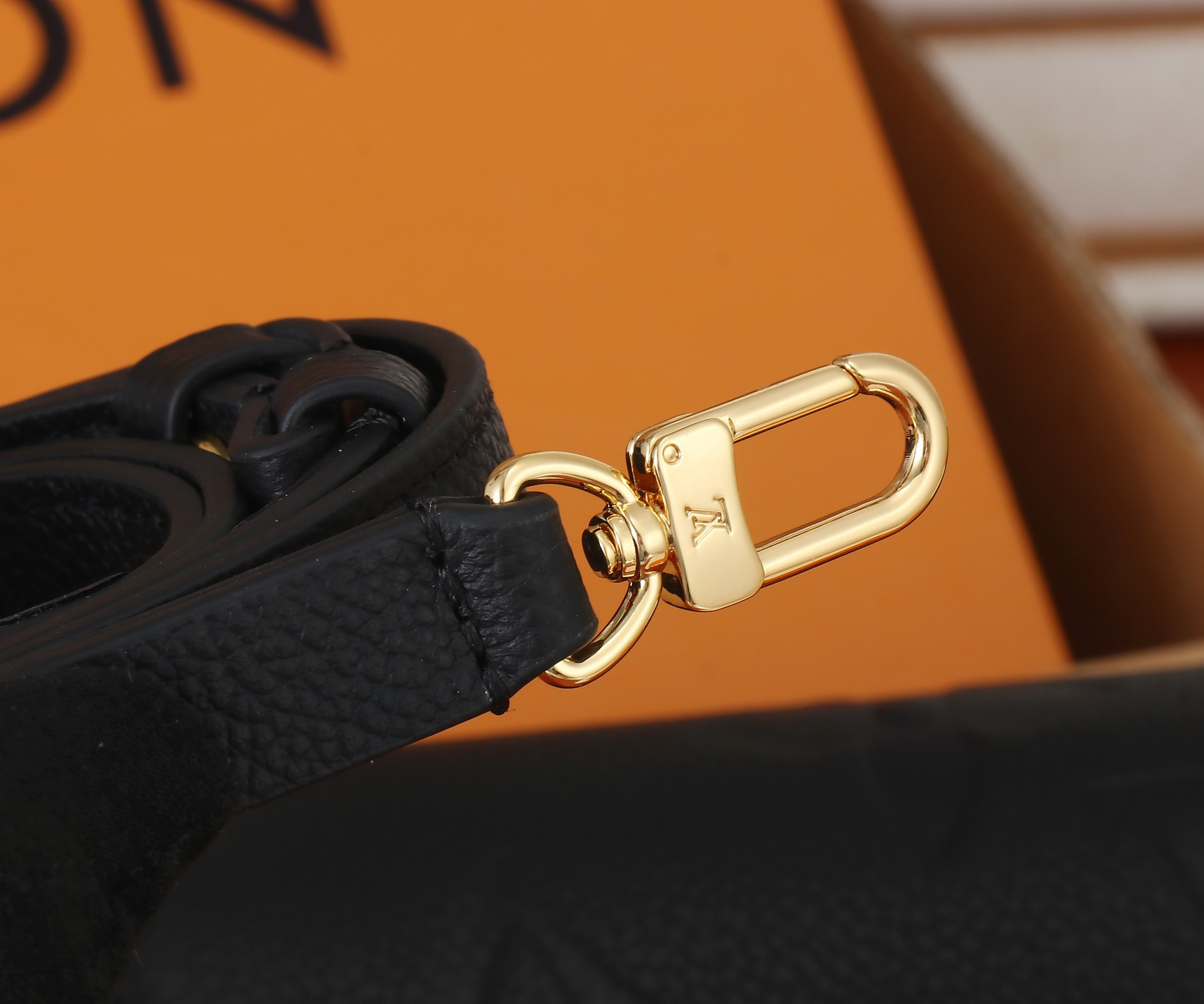 LV Wallet On Chain Ivy M82154 23.5x12x4.3cm