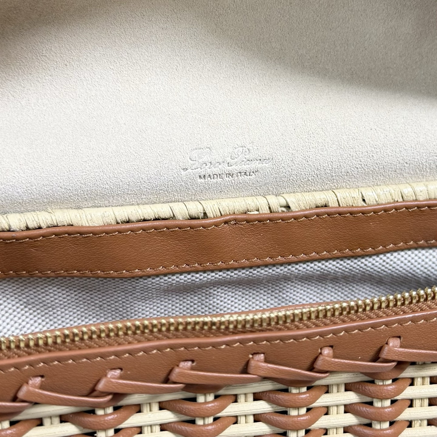 L**o p*ana extra pocket l19 east-west wicker 19x12x7cm