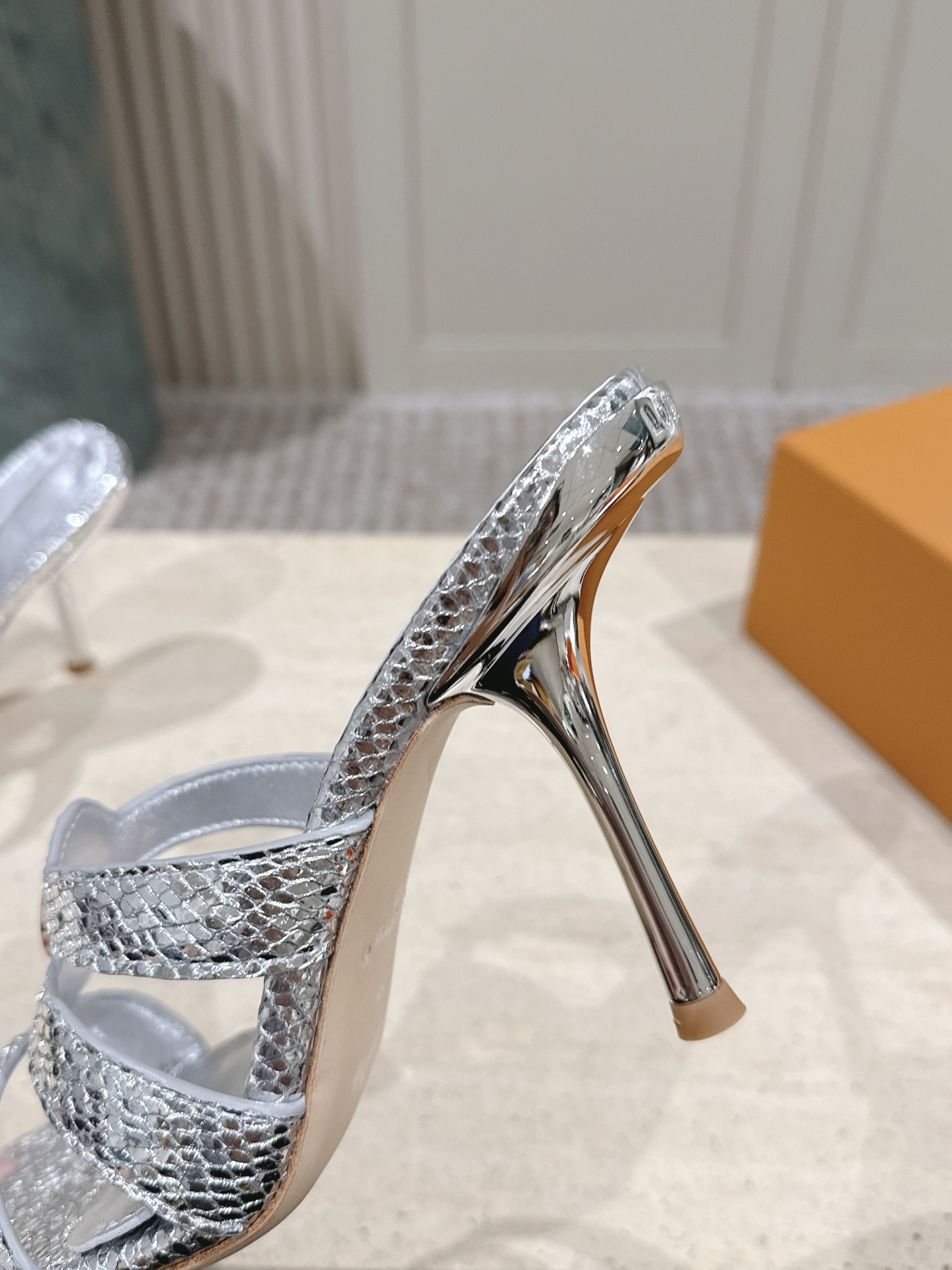 UA LV 6AM Mule 9.5cm Heel