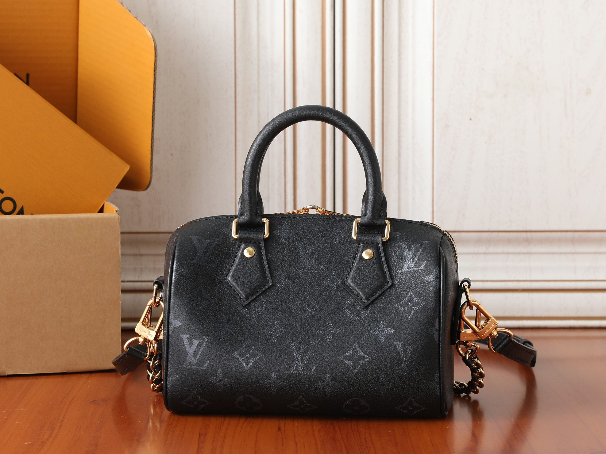 LV Speedy Bandoulière 20 M3A079 20.5x13.5x12cm