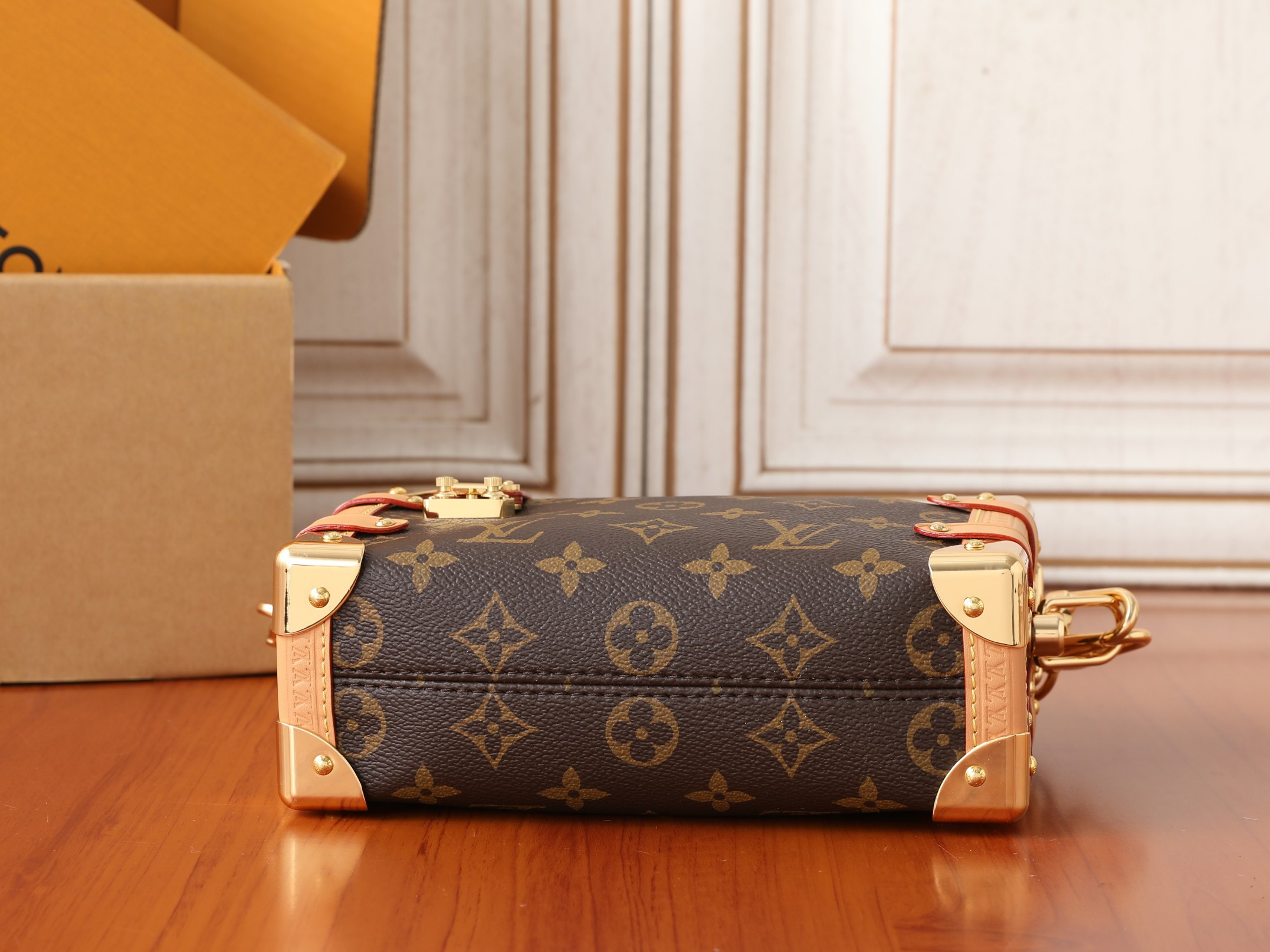 LV Side Trunk PM M2A578 20.5 x 13.5 x 7.5 cm