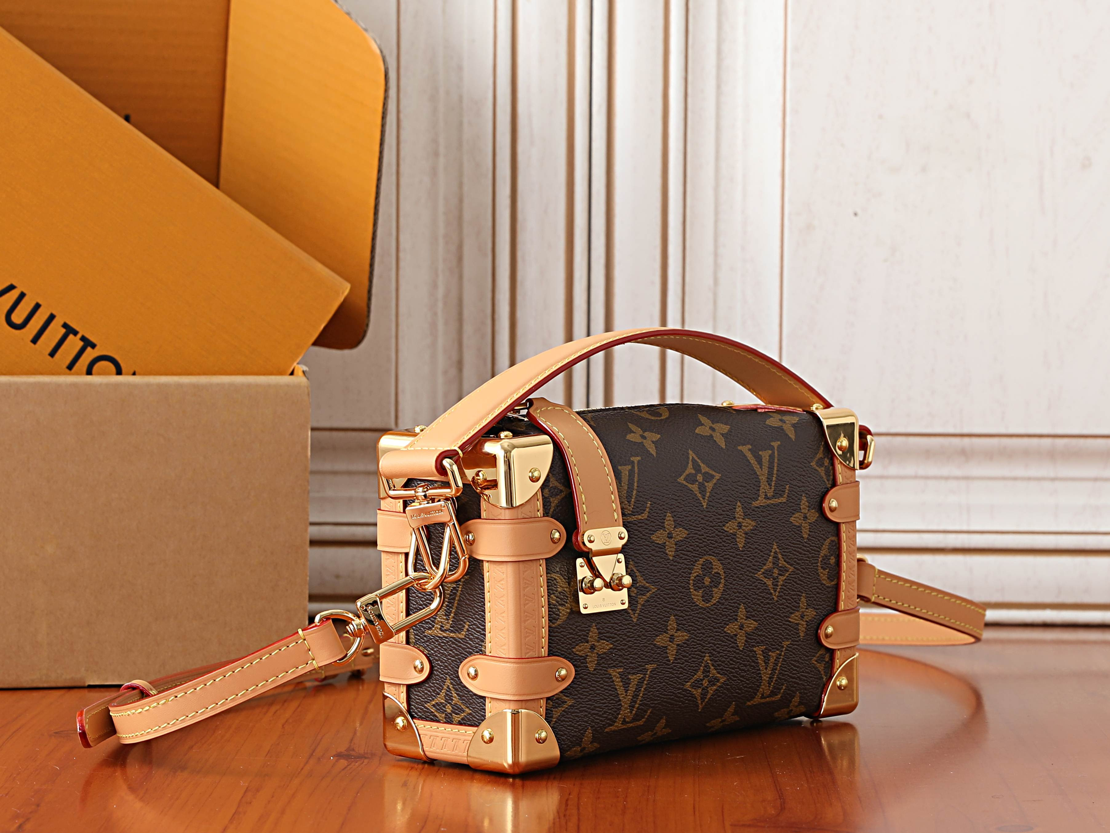LV Side Trunk PM M2A578 20.5 x 13.5 x 7.5 cm