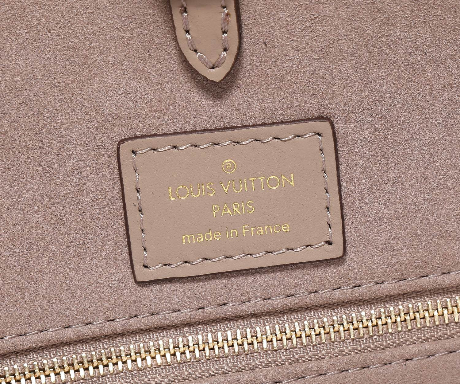 LV OnTheGo MM M45494 35 x 27 x 14 cm