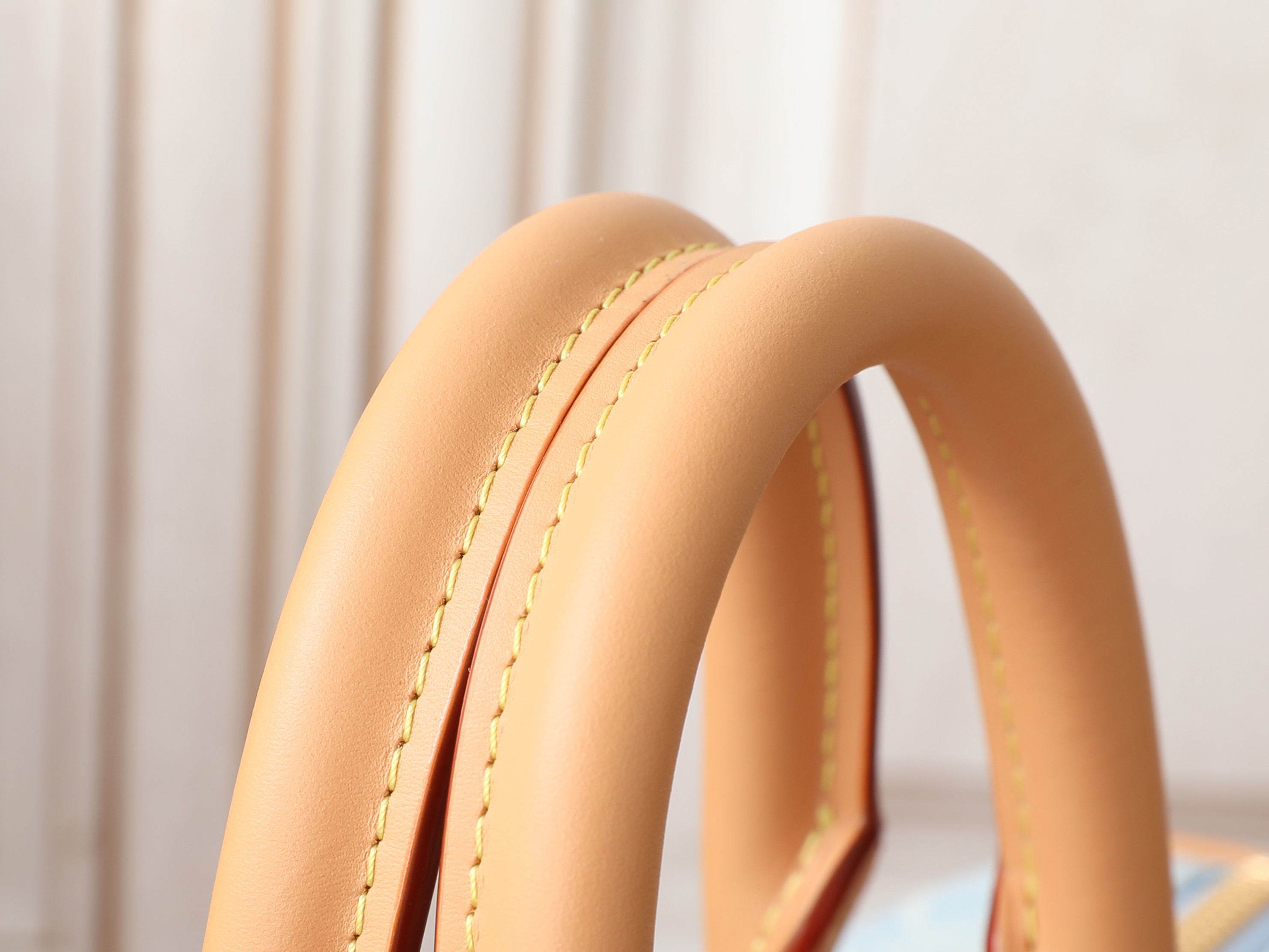 LV Speedy 30 Bandoulière M2A209 34 x 22 x 19 cm